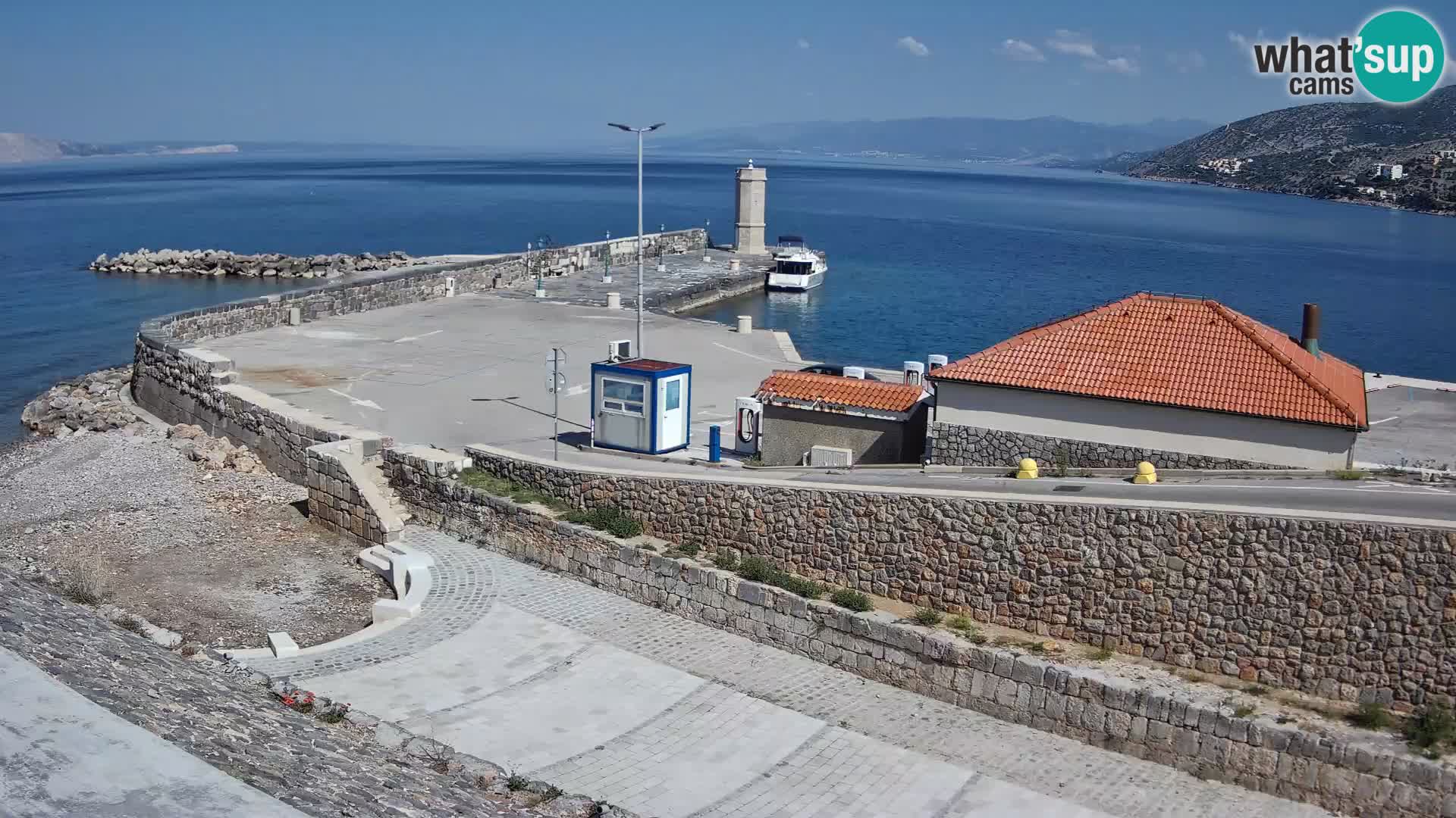 Senj Hafen Webcam – Wellenbrecher & Leuchtturm Liveblick
