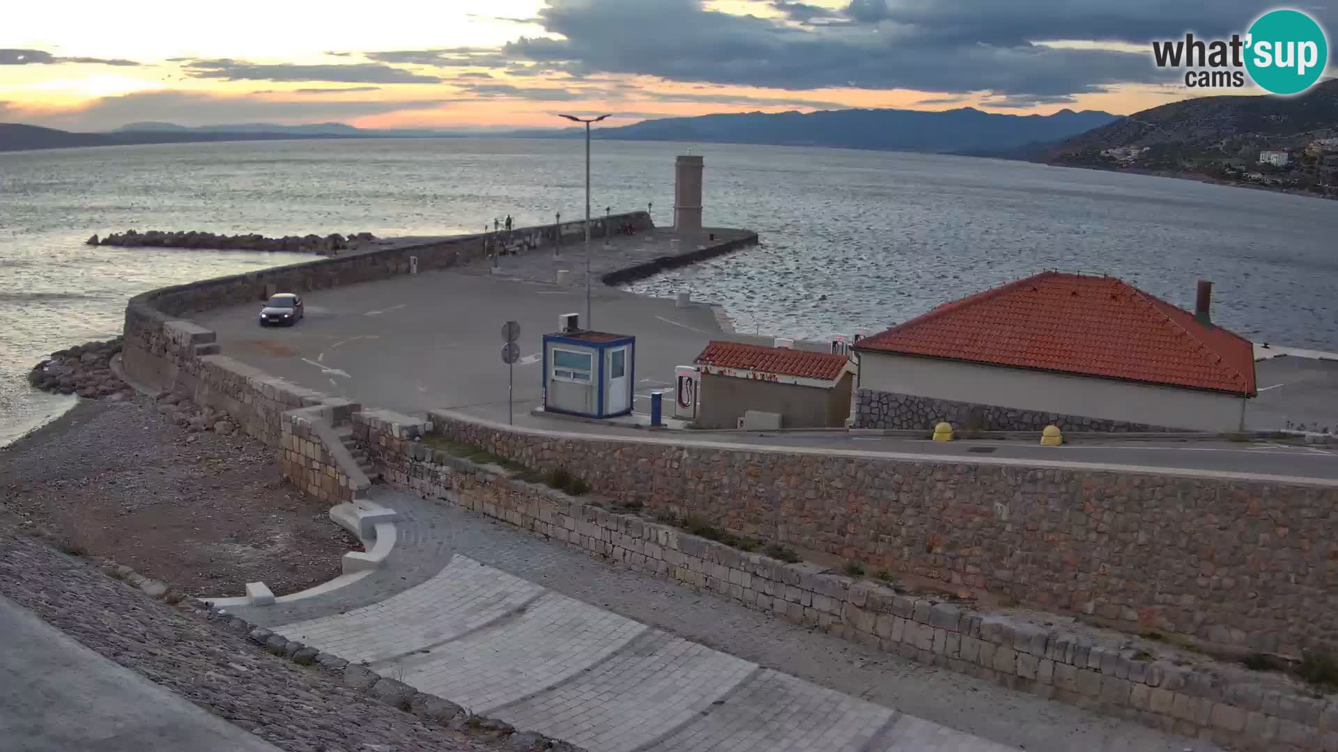 Senj Harbour Webcam – Breakwater & Lighthouse Live View