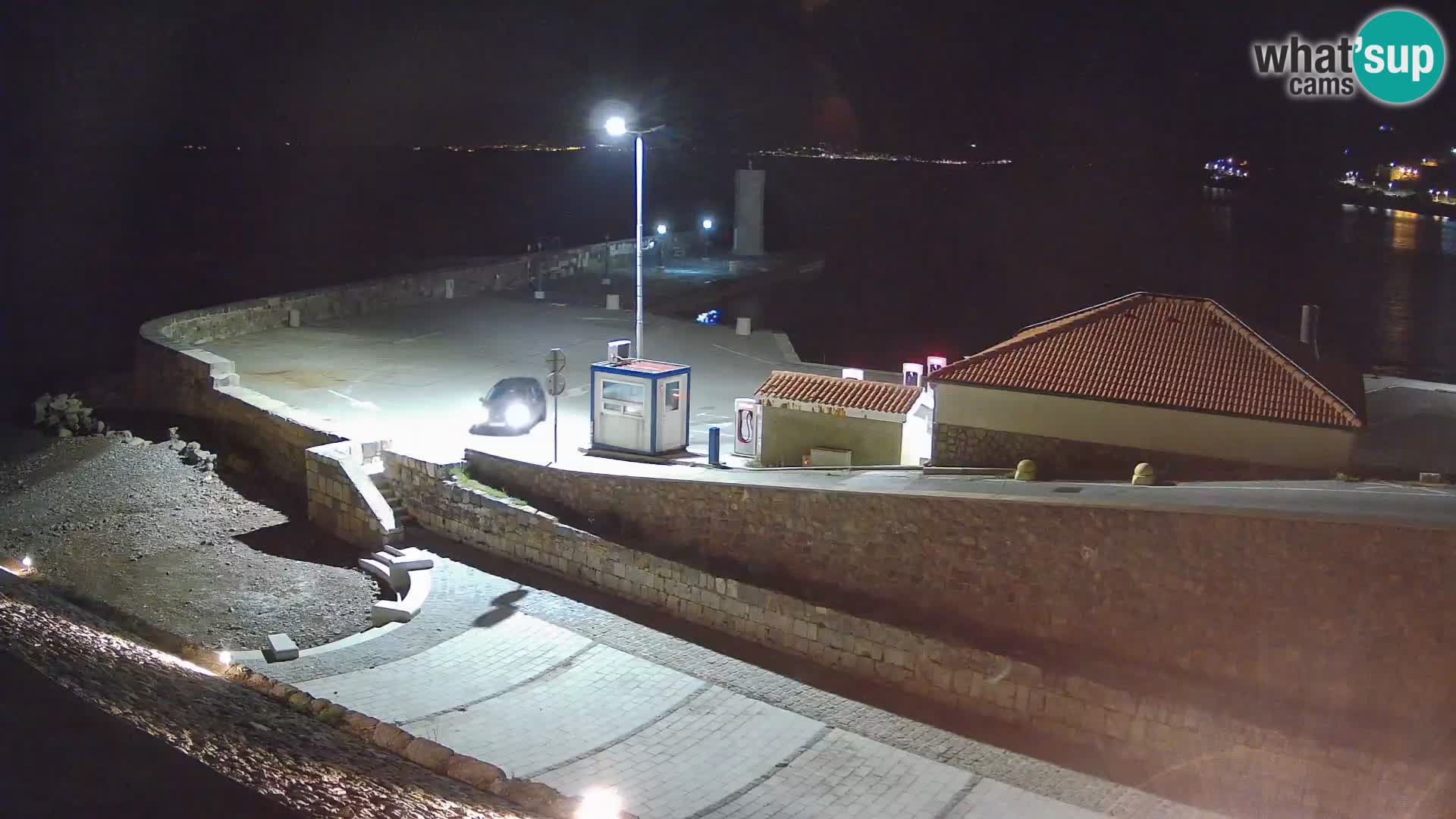 Senj Hafen Webcam – Wellenbrecher & Leuchtturm Liveblick