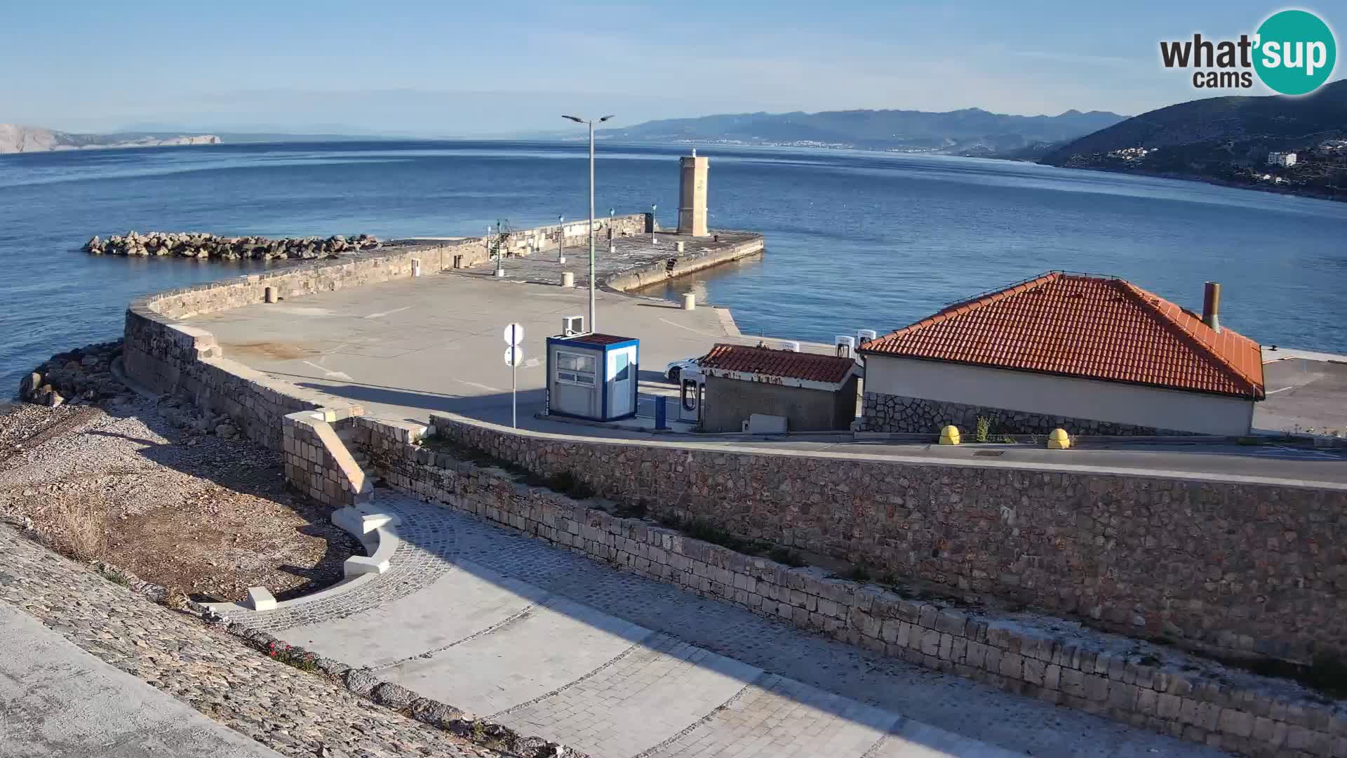 Webcam Porto di Segna – Frangiflutti e Faro in diretta
