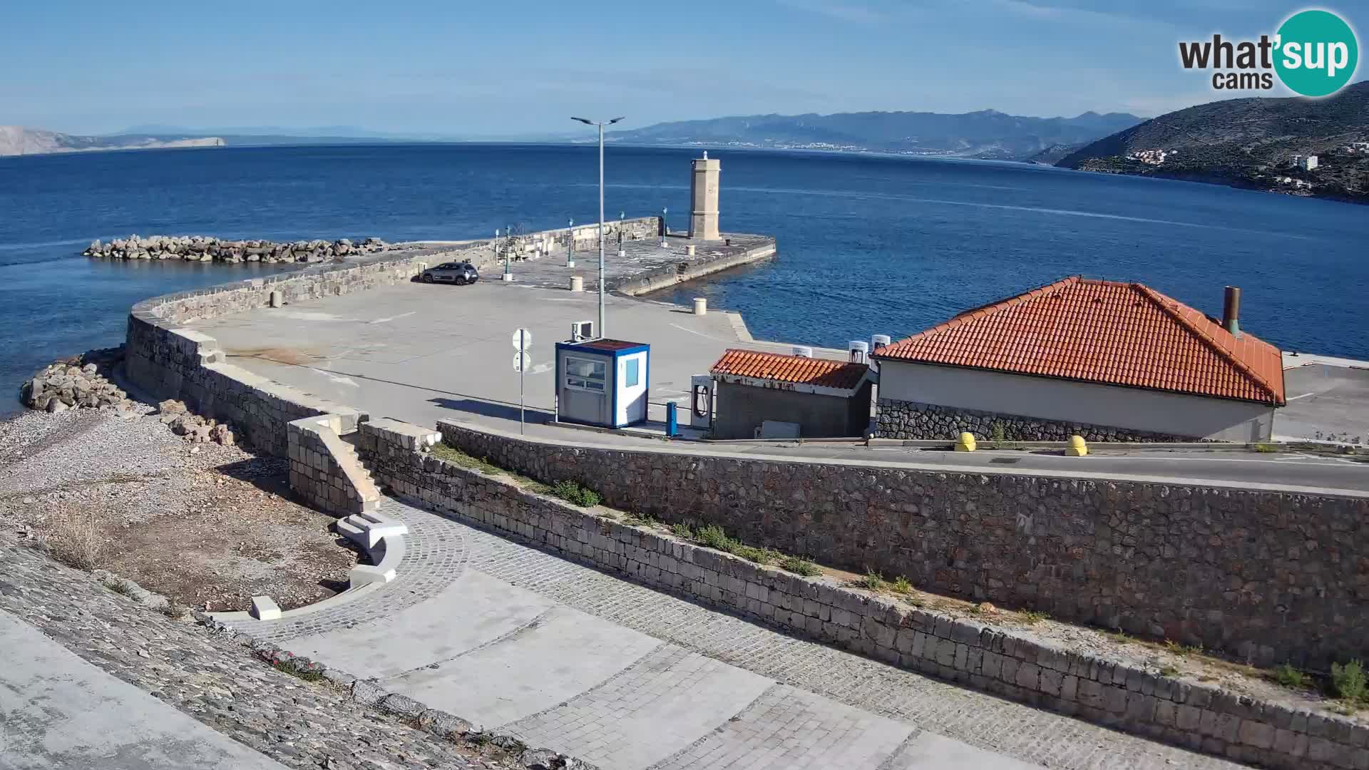 Web kamera Senj luka – Lukobran i svjetionik uživo