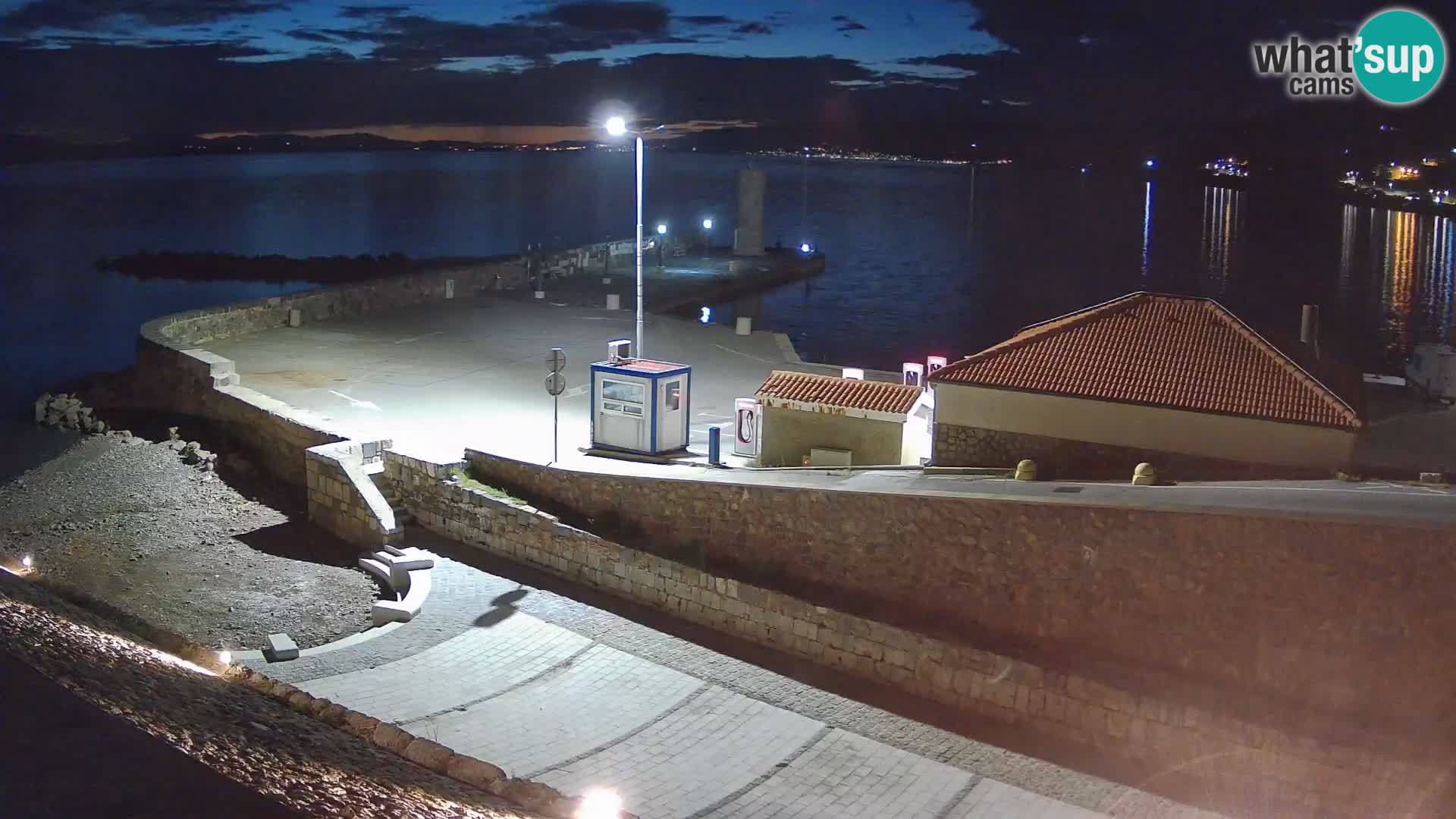 Webcam Porto di Segna – Frangiflutti e Faro in diretta