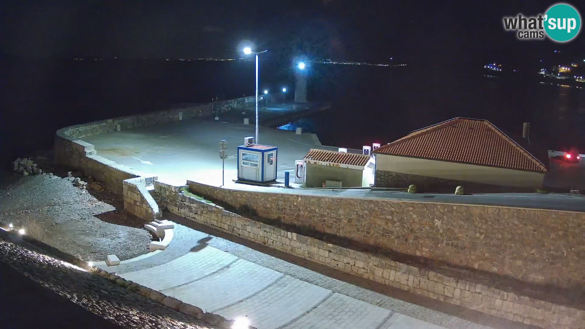 Senj Hafen Webcam – Wellenbrecher & Leuchtturm Liveblick