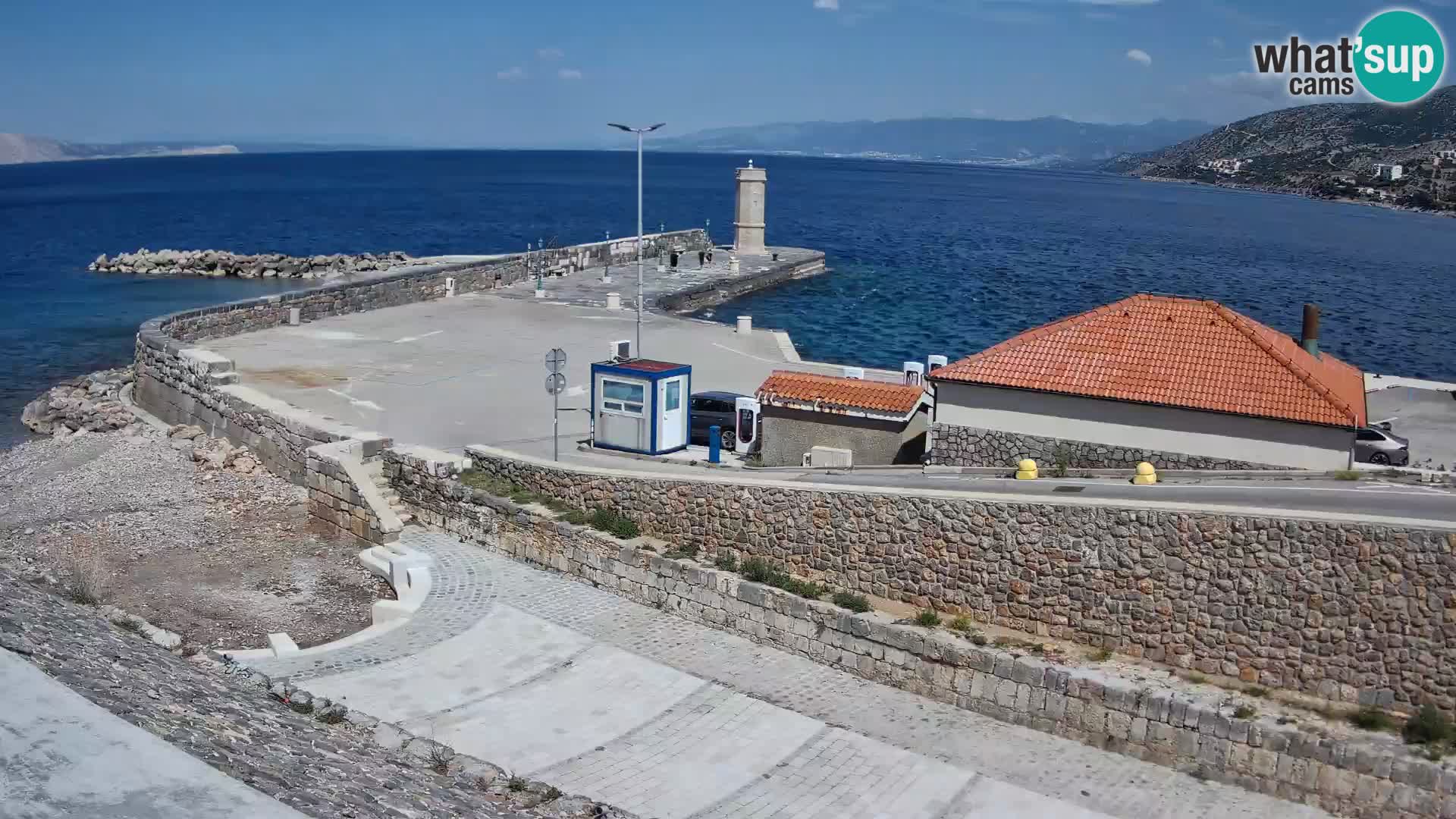 Web kamera Senj luka – Lukobran i svjetionik uživo