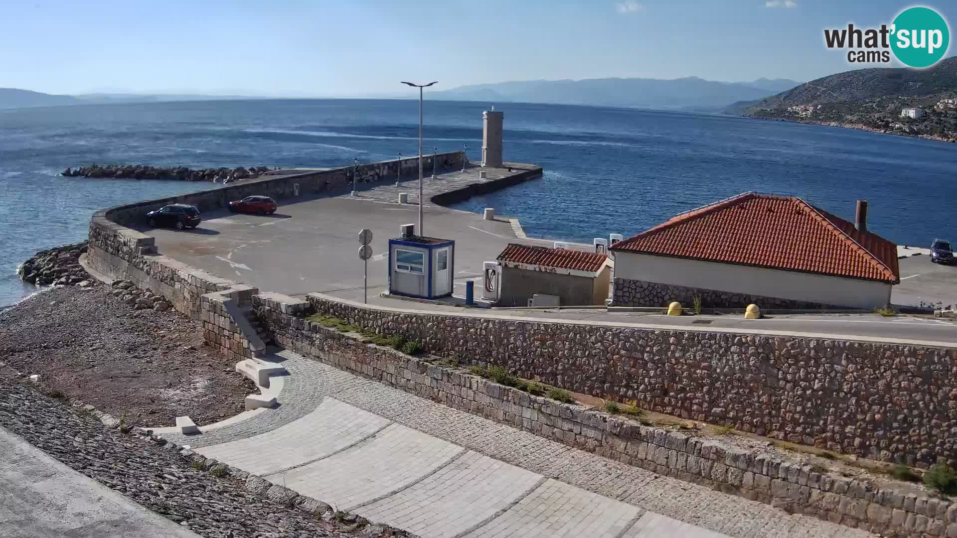 Web kamera Senj luka – Lukobran i svjetionik uživo