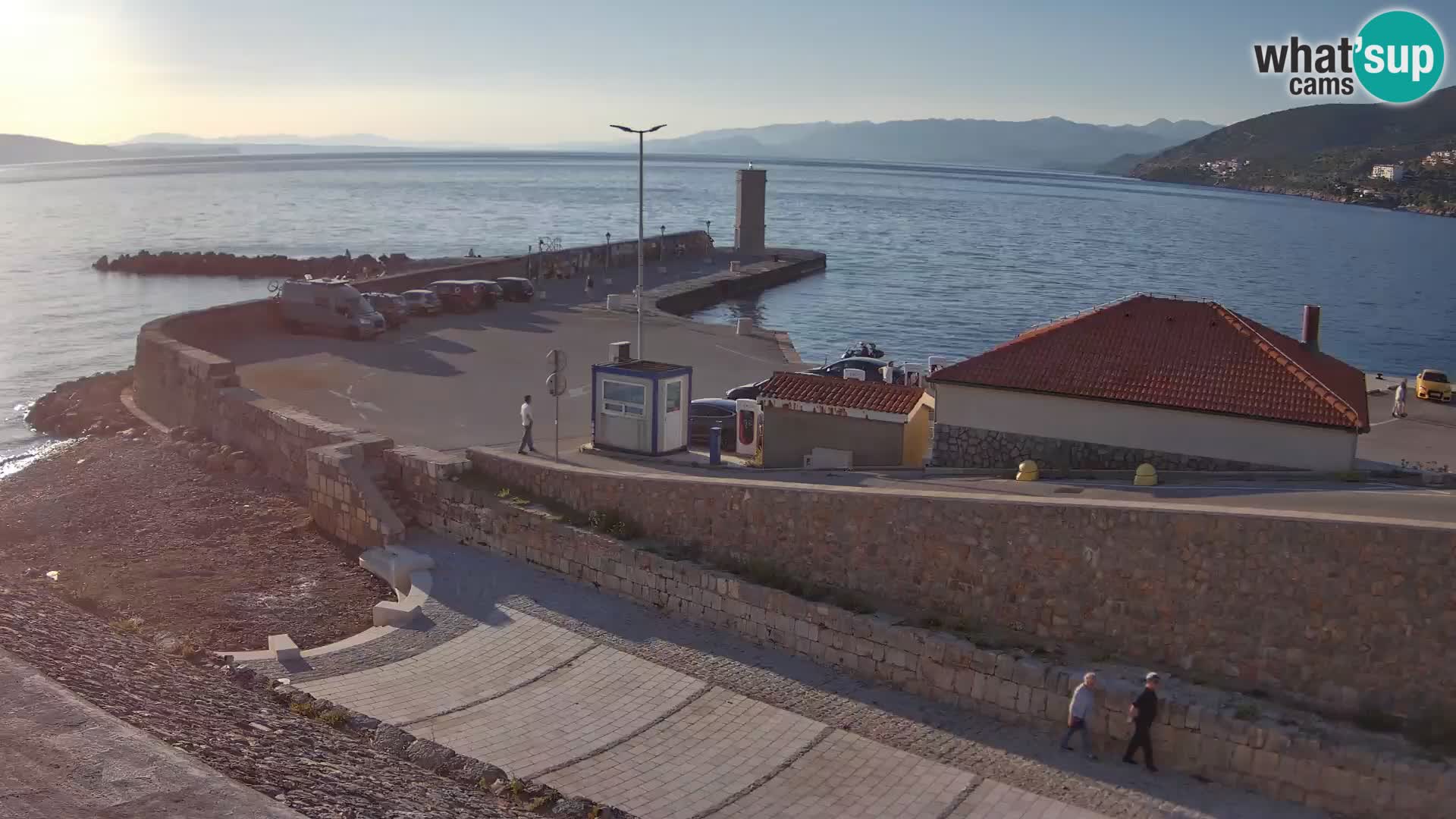 Webcam Porto di Segna – Frangiflutti e Faro in diretta