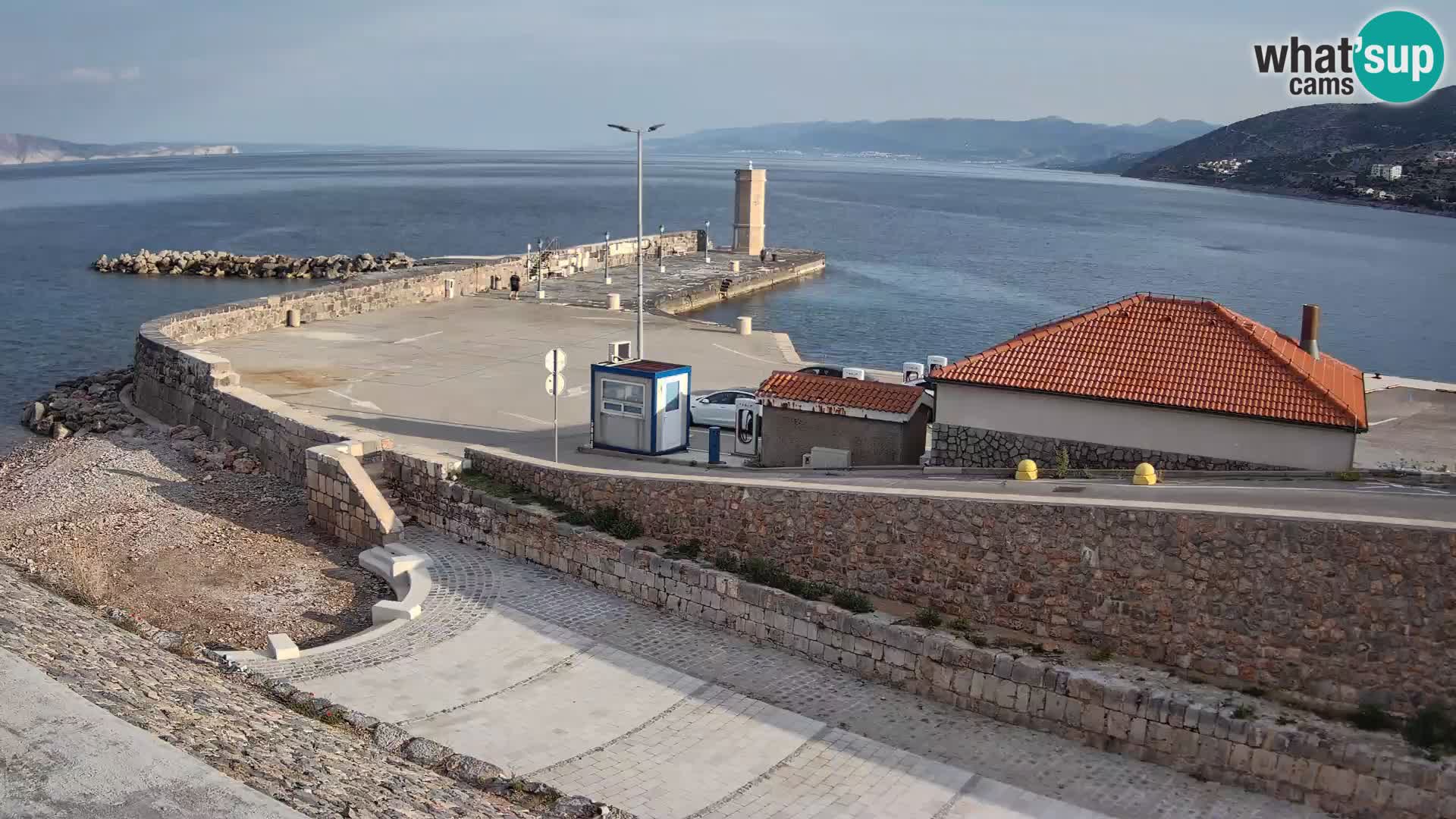 Senj Hafen Webcam – Wellenbrecher & Leuchtturm Liveblick