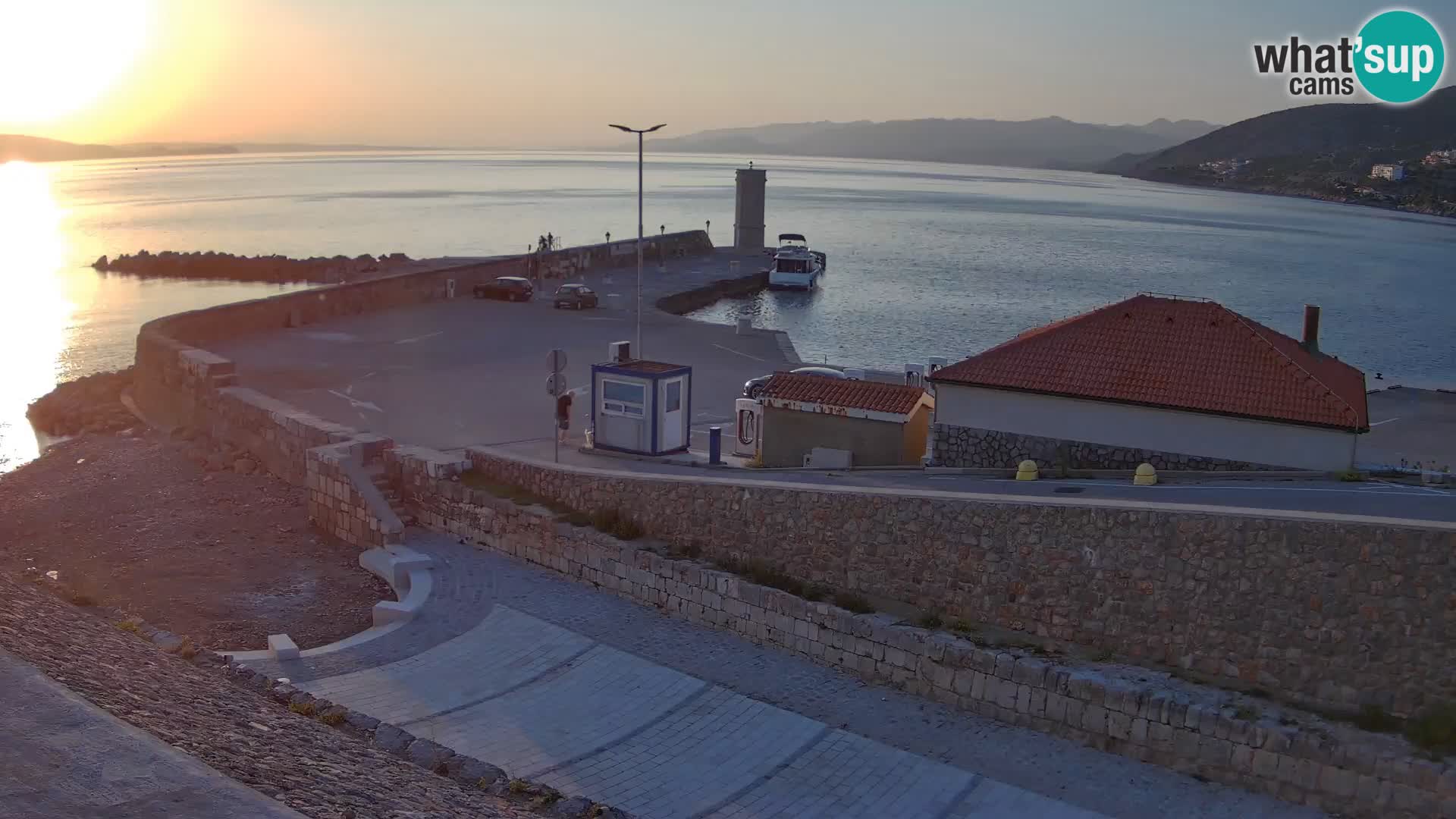 Senj Harbour Webcam – Breakwater & Lighthouse Live View