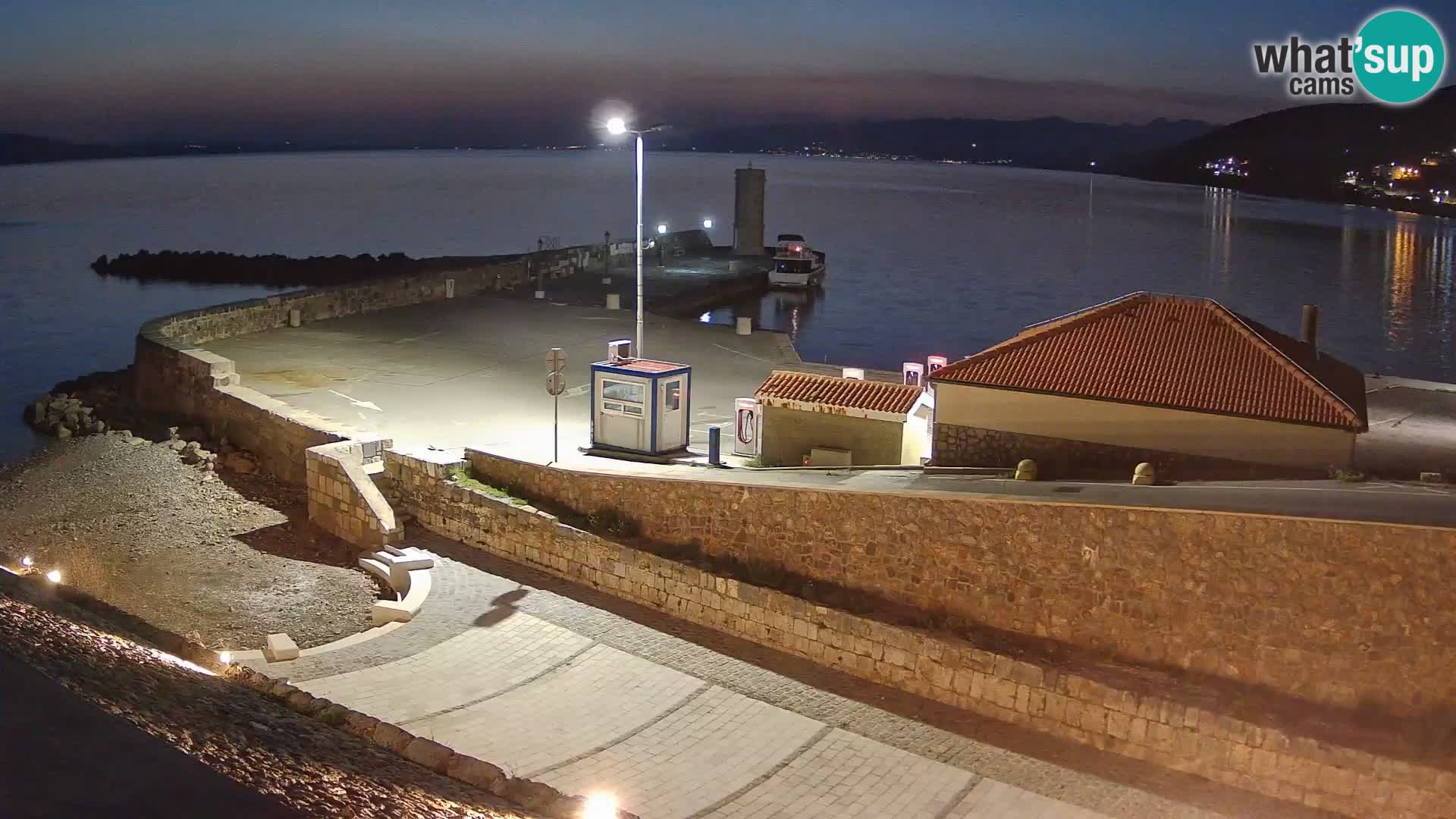 Senj Hafen Webcam – Wellenbrecher & Leuchtturm Liveblick