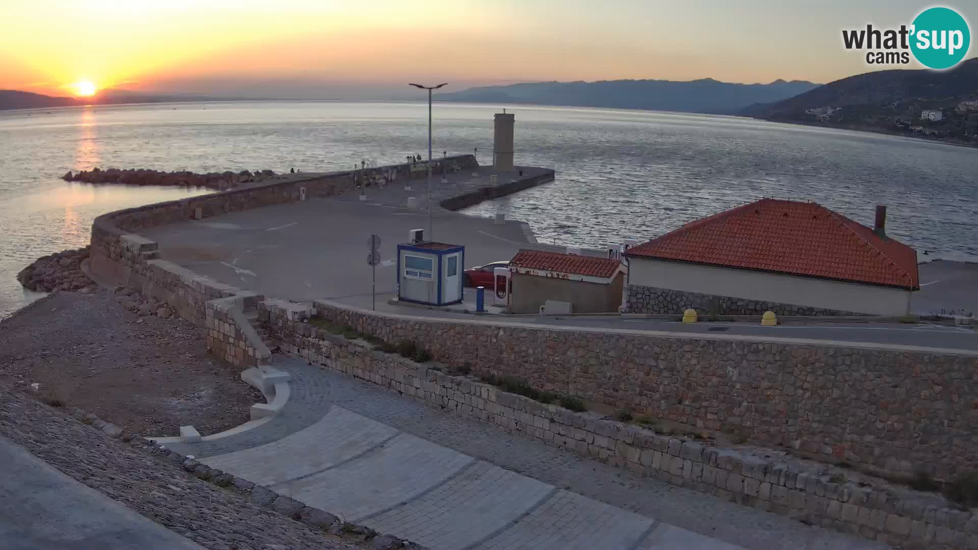 Senj Harbour Webcam – Breakwater & Lighthouse Live View