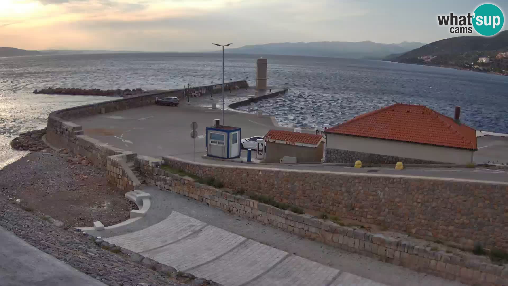 Senj Harbour Webcam – Breakwater & Lighthouse Live View