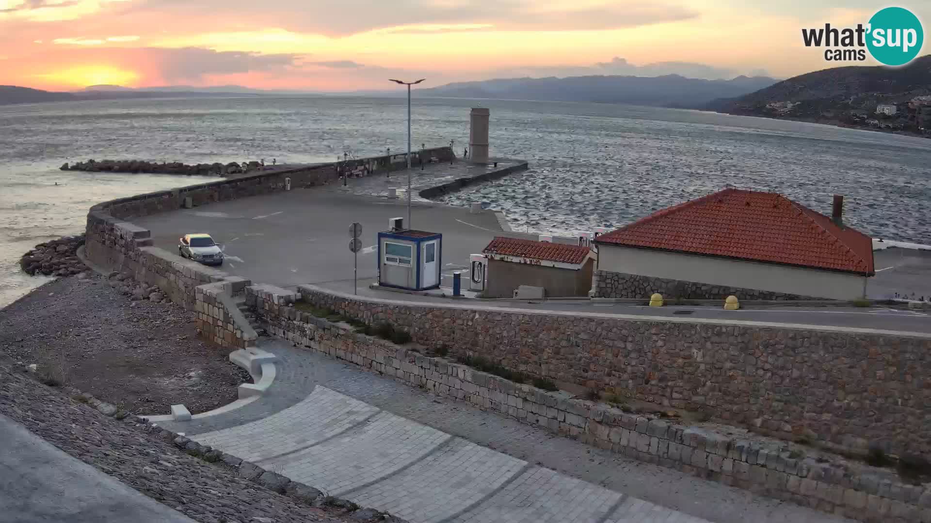 Senj Harbour Webcam – Breakwater & Lighthouse Live View