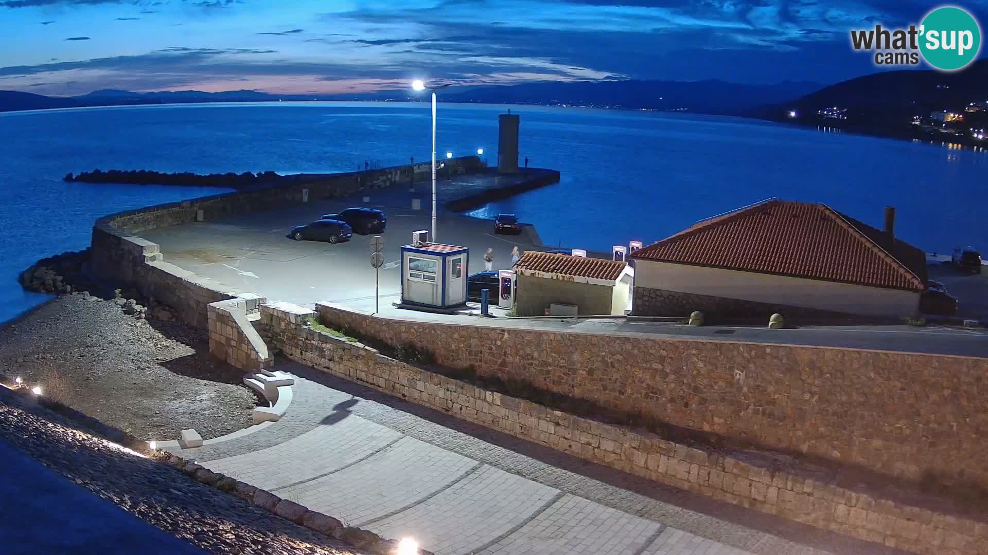 Webcam Porto di Segna – Frangiflutti e Faro in diretta