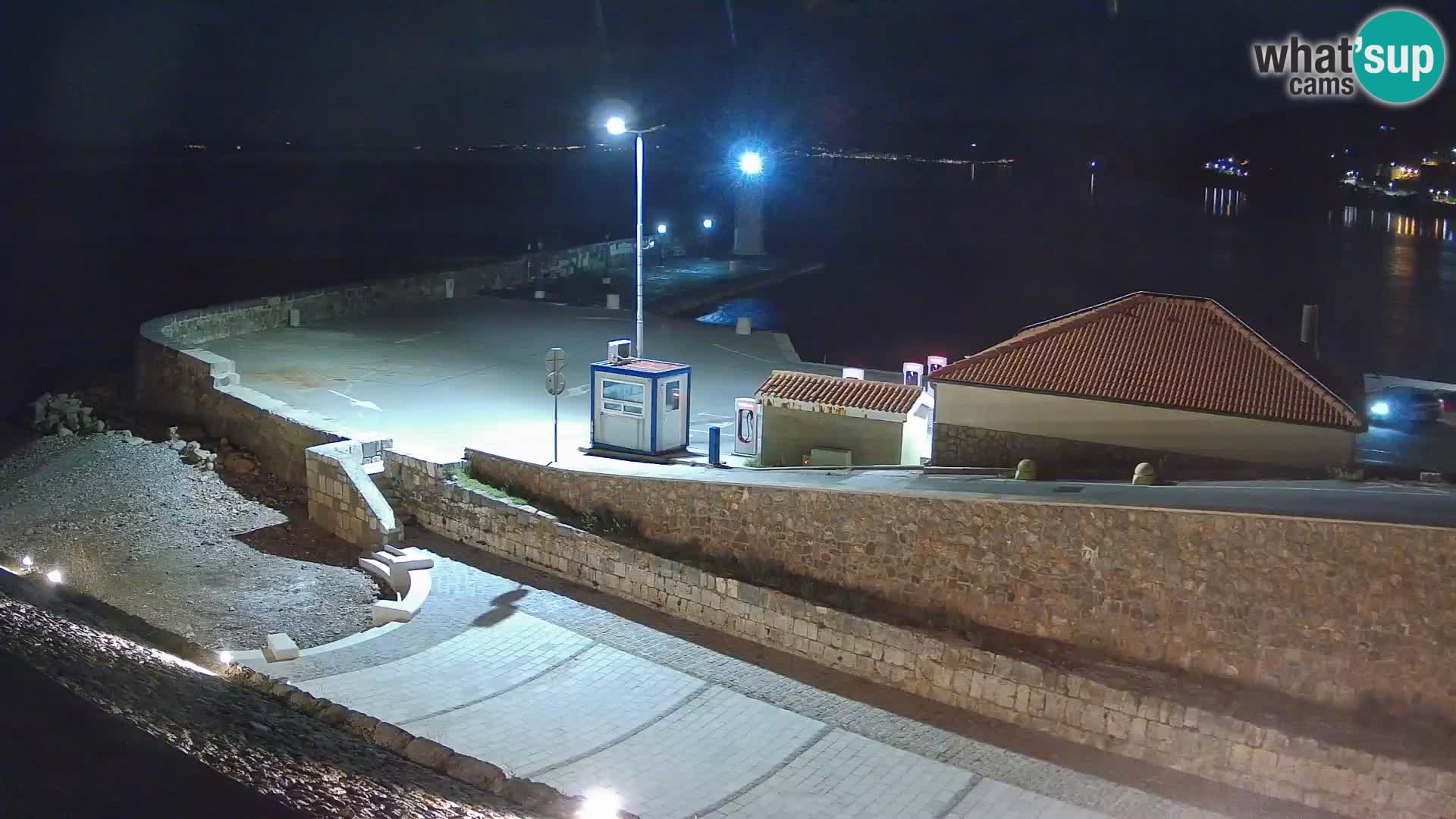 Senj Hafen Webcam – Wellenbrecher & Leuchtturm Liveblick