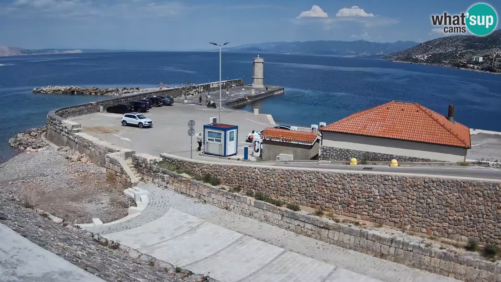 Webcam port de Senj – Vue sur la jetée et le phare