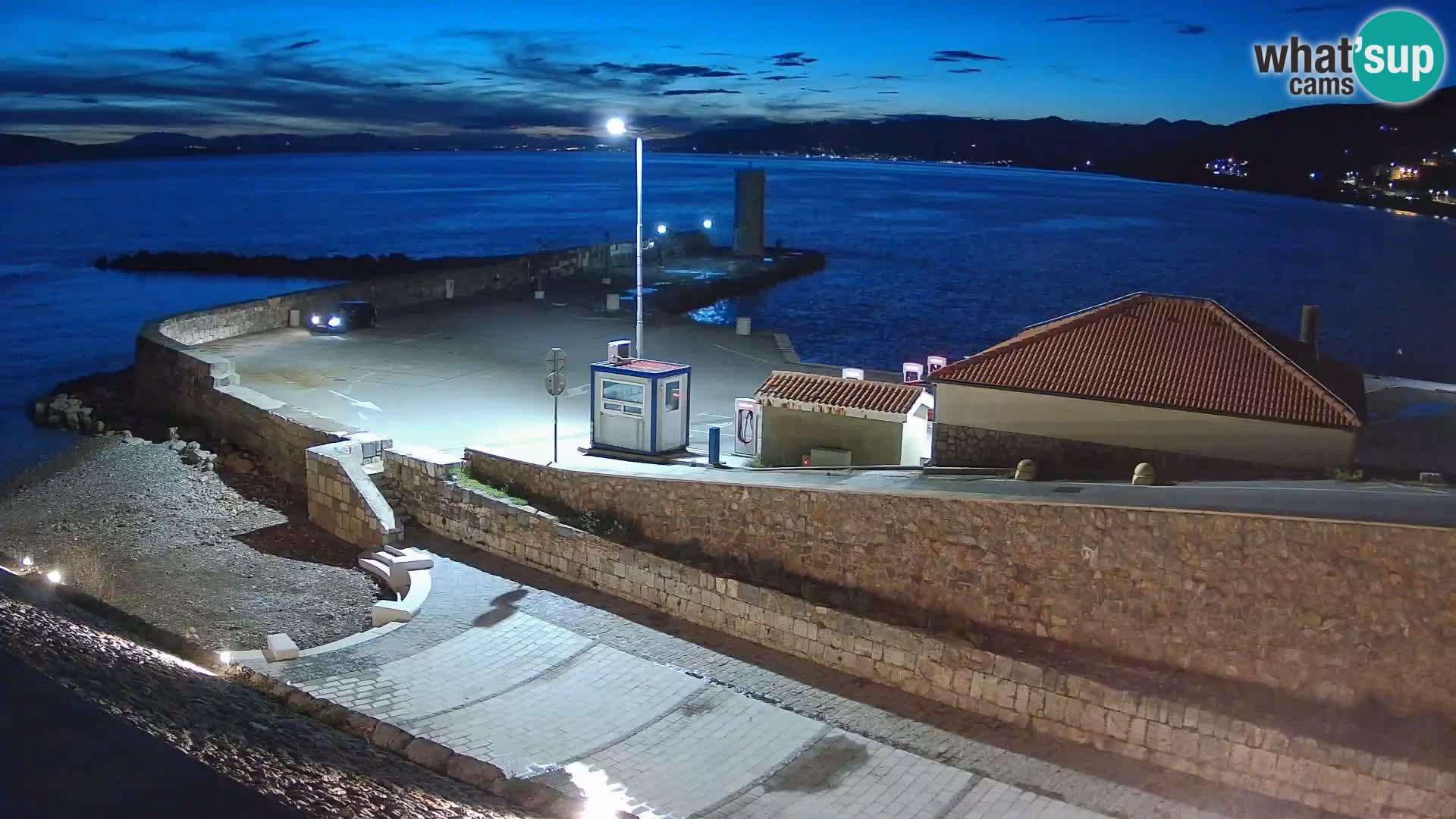 Webcam Porto di Segna – Frangiflutti e Faro in diretta
