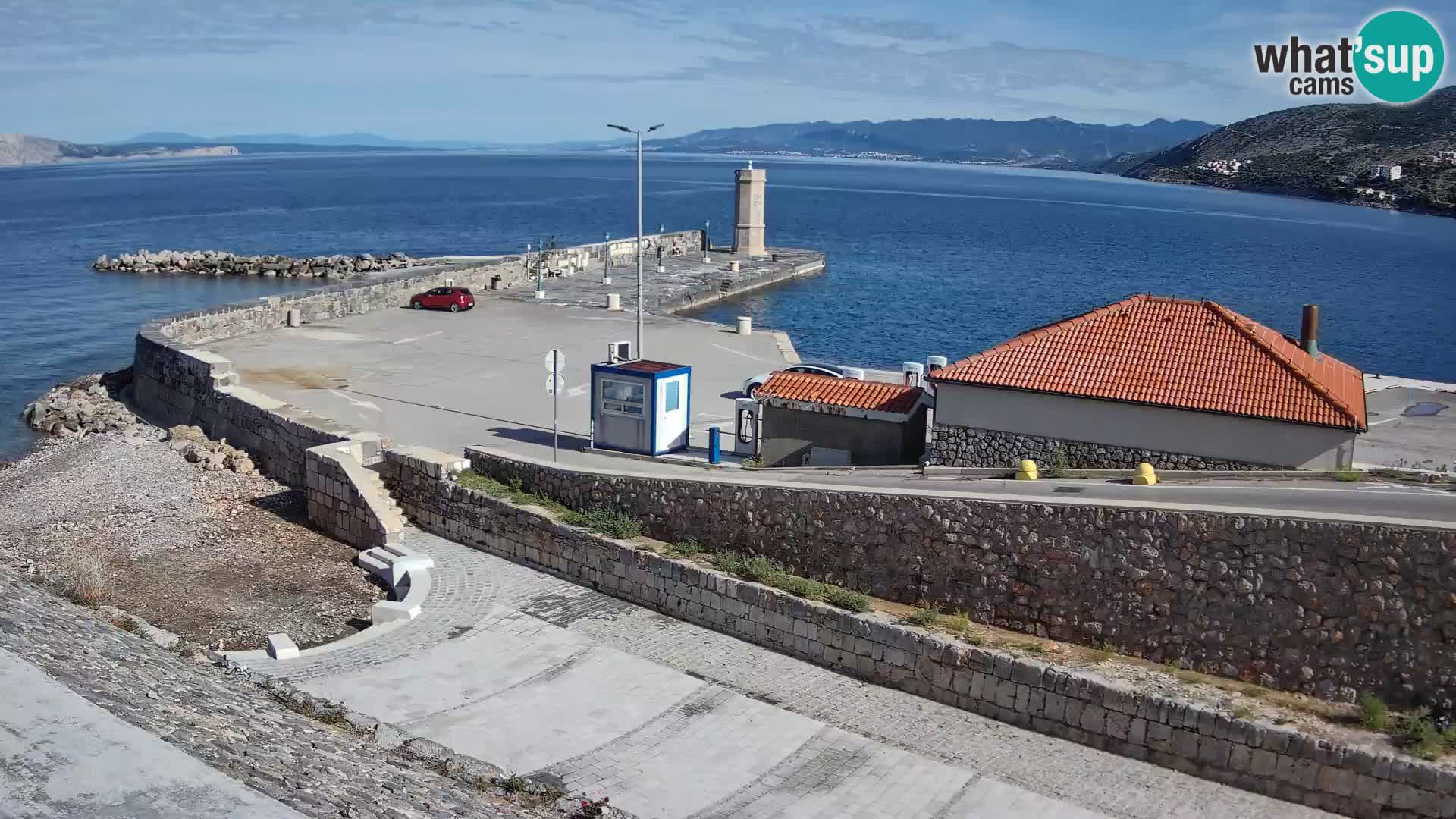 Webcam port de Senj – Vue sur la jetée et le phare