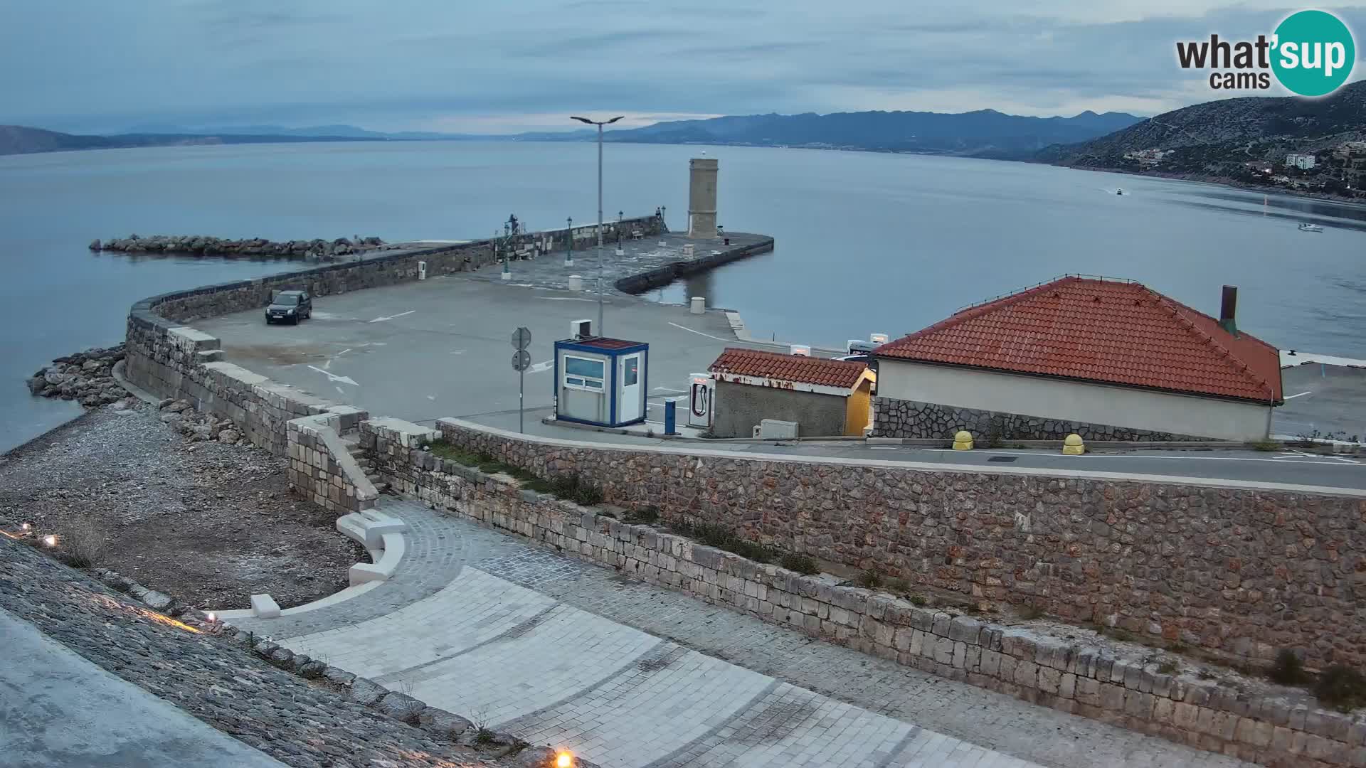 Senj Harbour Webcam – Breakwater & Lighthouse Live View