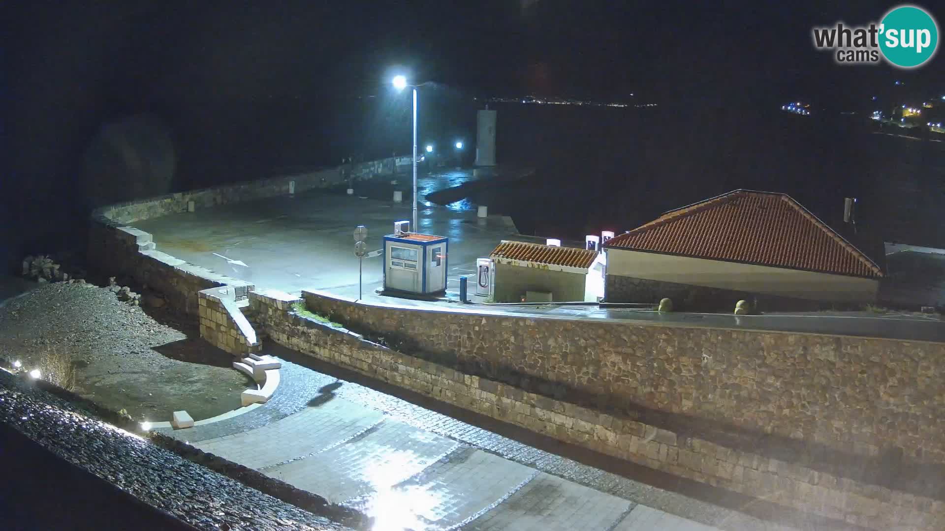Senj Hafen Webcam – Wellenbrecher & Leuchtturm Liveblick