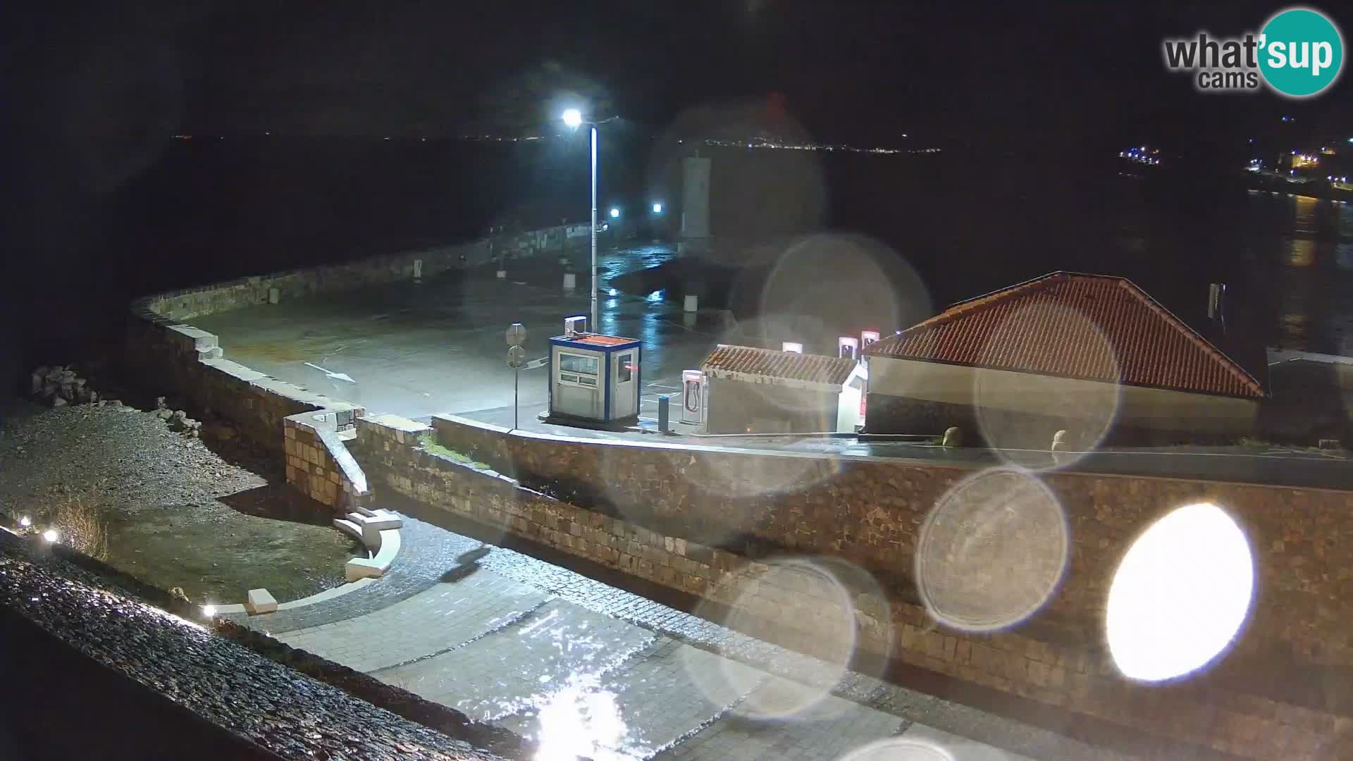 Webcam puerto de Senj – Rompeolas y faro en directo