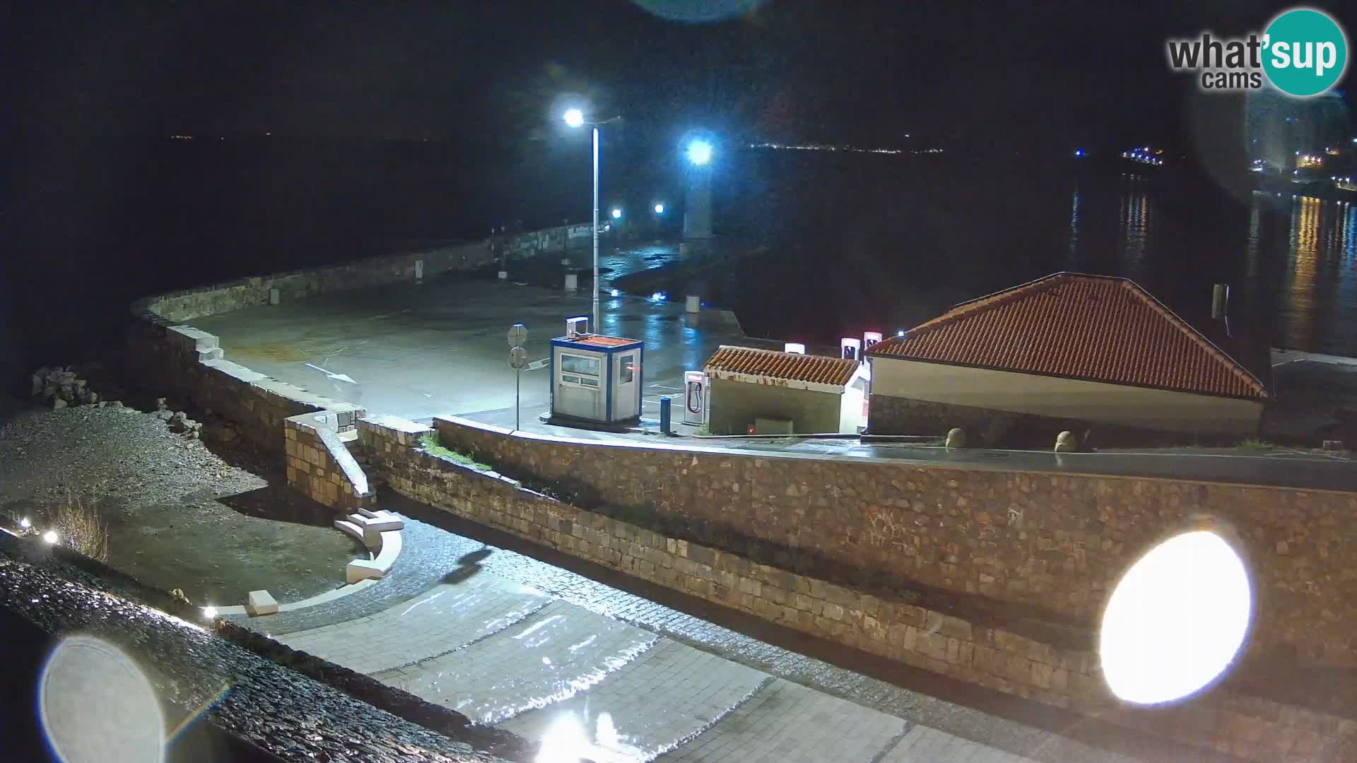Webcam Porto di Segna – Frangiflutti e Faro in diretta