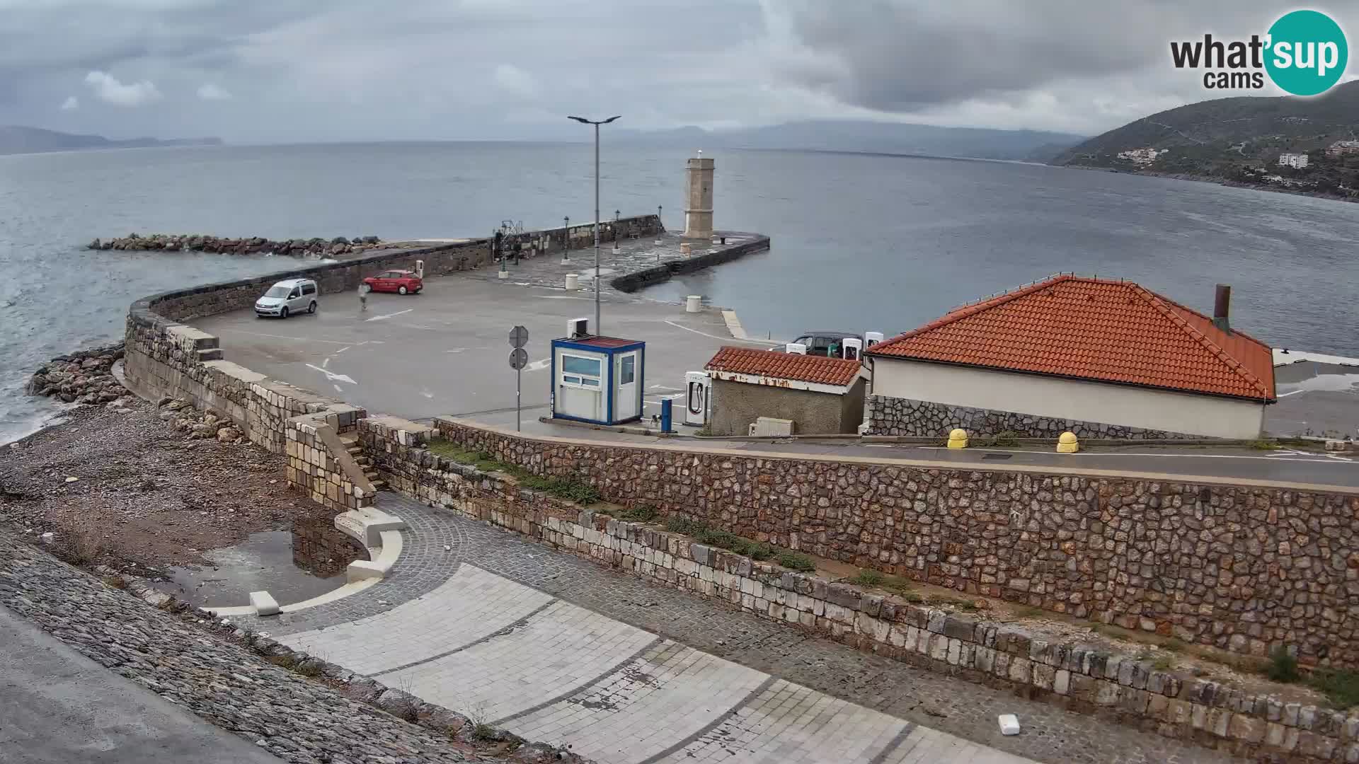 Webcam puerto de Senj – Rompeolas y faro en directo