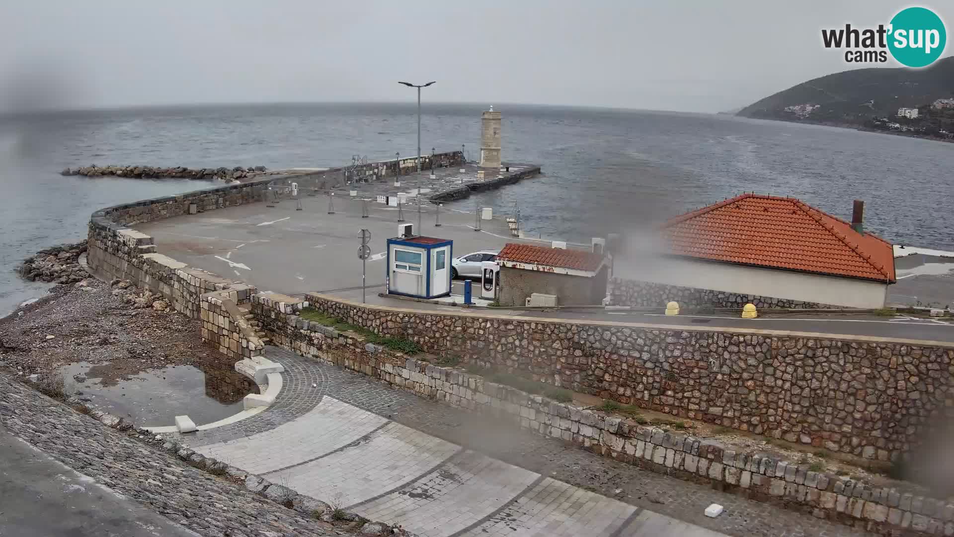Webcam Porto di Segna – Frangiflutti e Faro in diretta