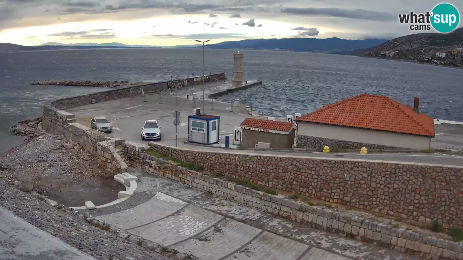 Senj Harbour Webcam – Breakwater & Lighthouse Live View