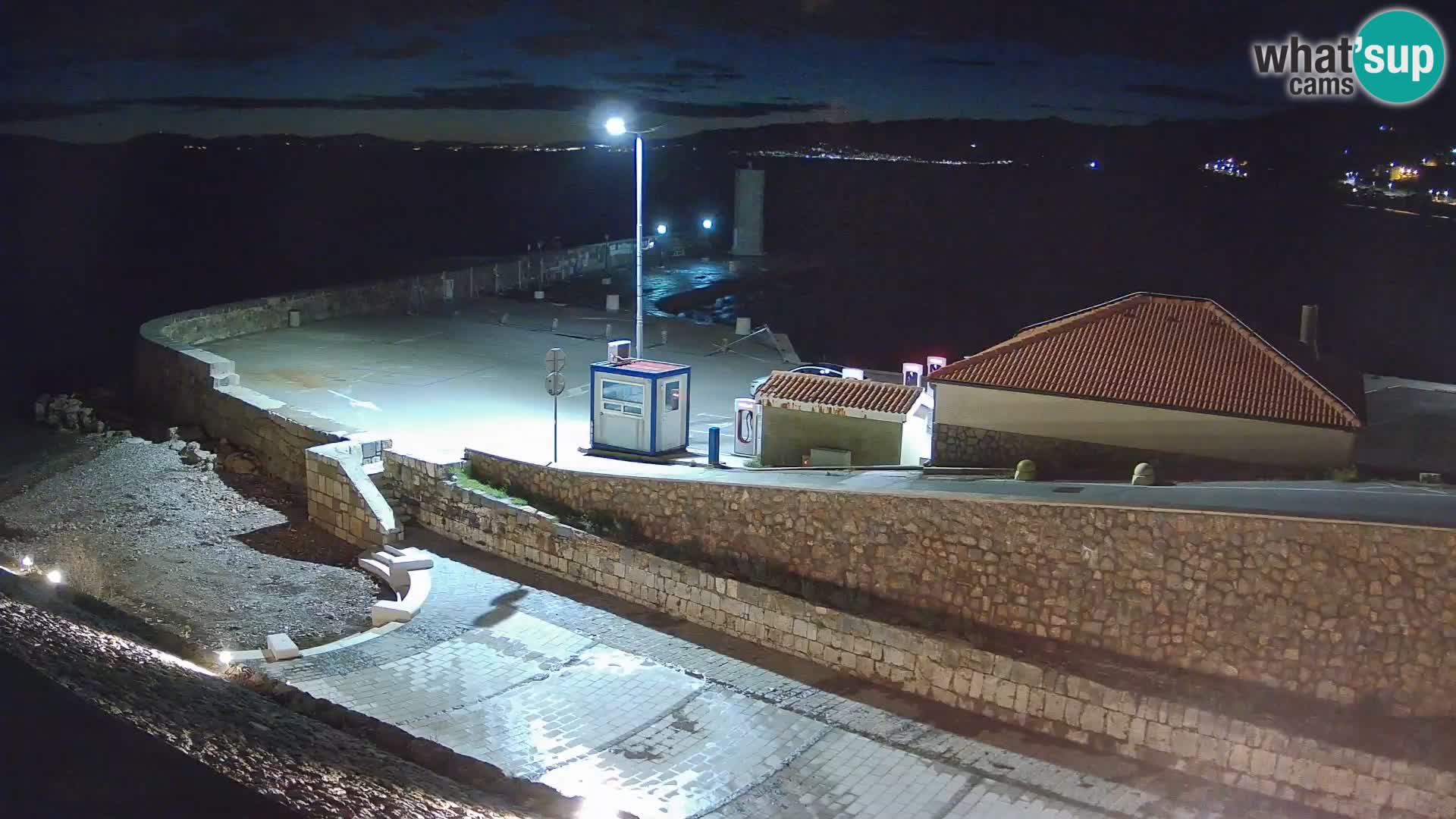 Webcam Porto di Segna – Frangiflutti e Faro in diretta