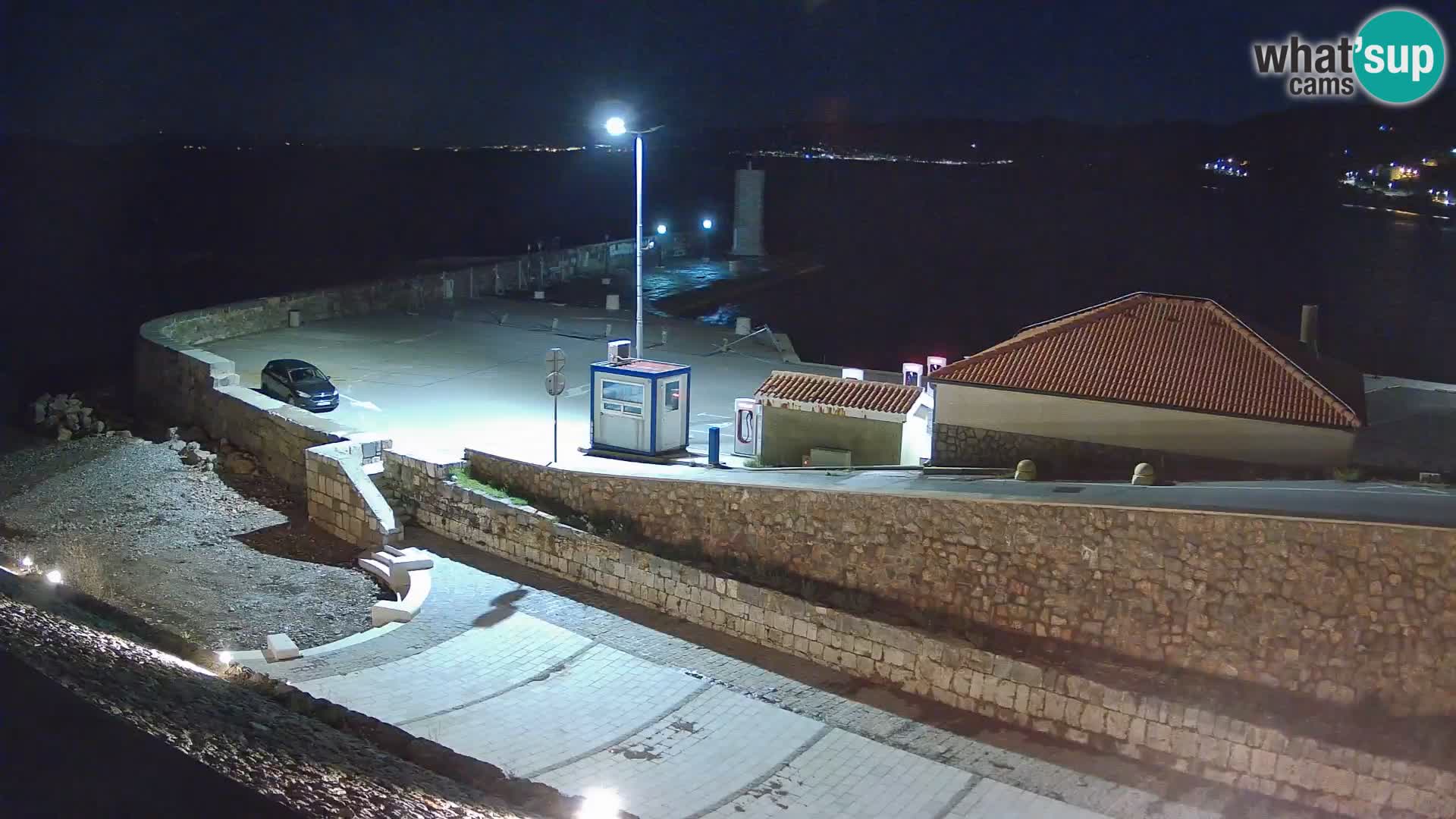Webcam port de Senj – Vue sur la jetée et le phare