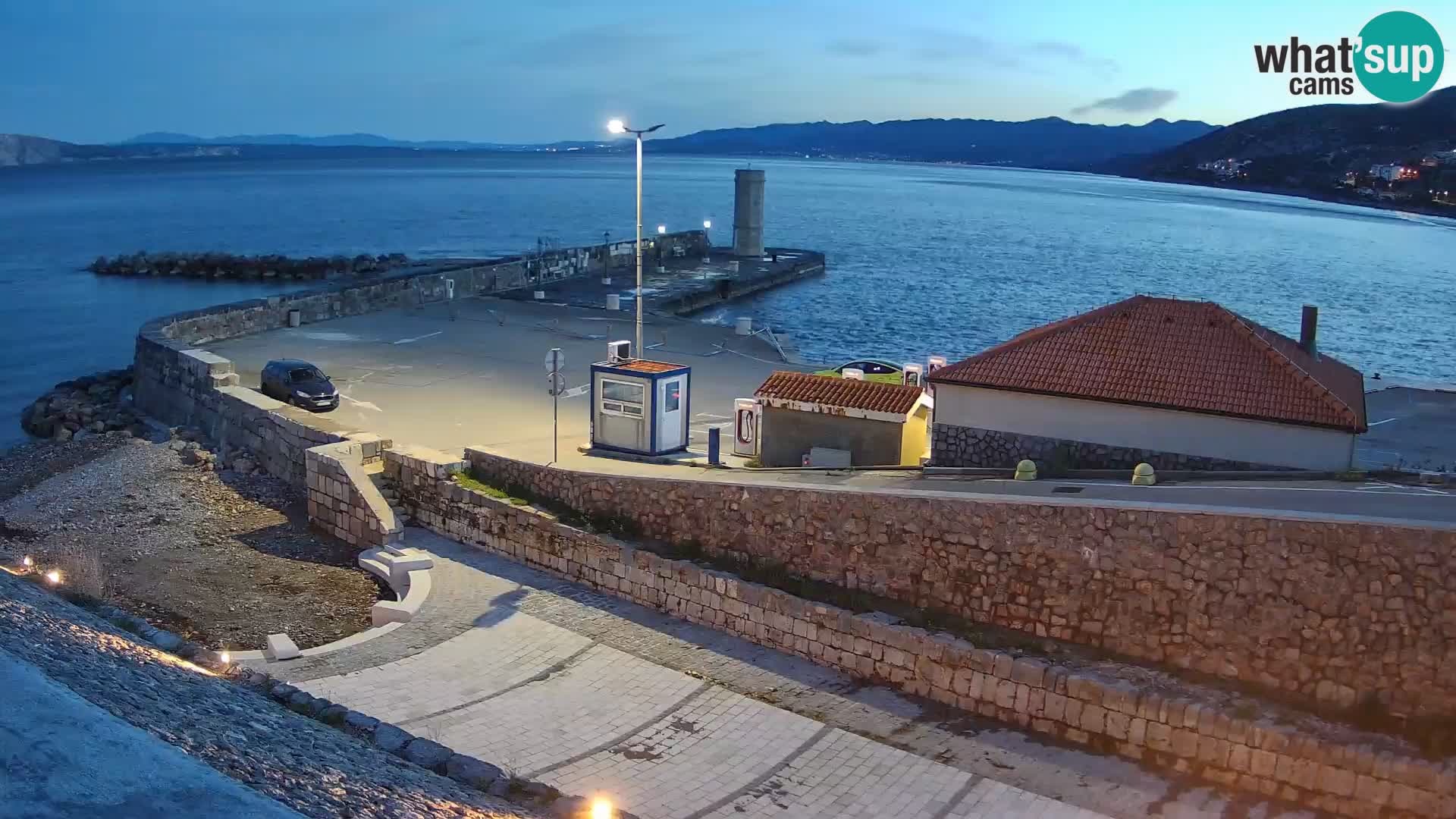 Senj Harbour Webcam – Breakwater & Lighthouse Live View