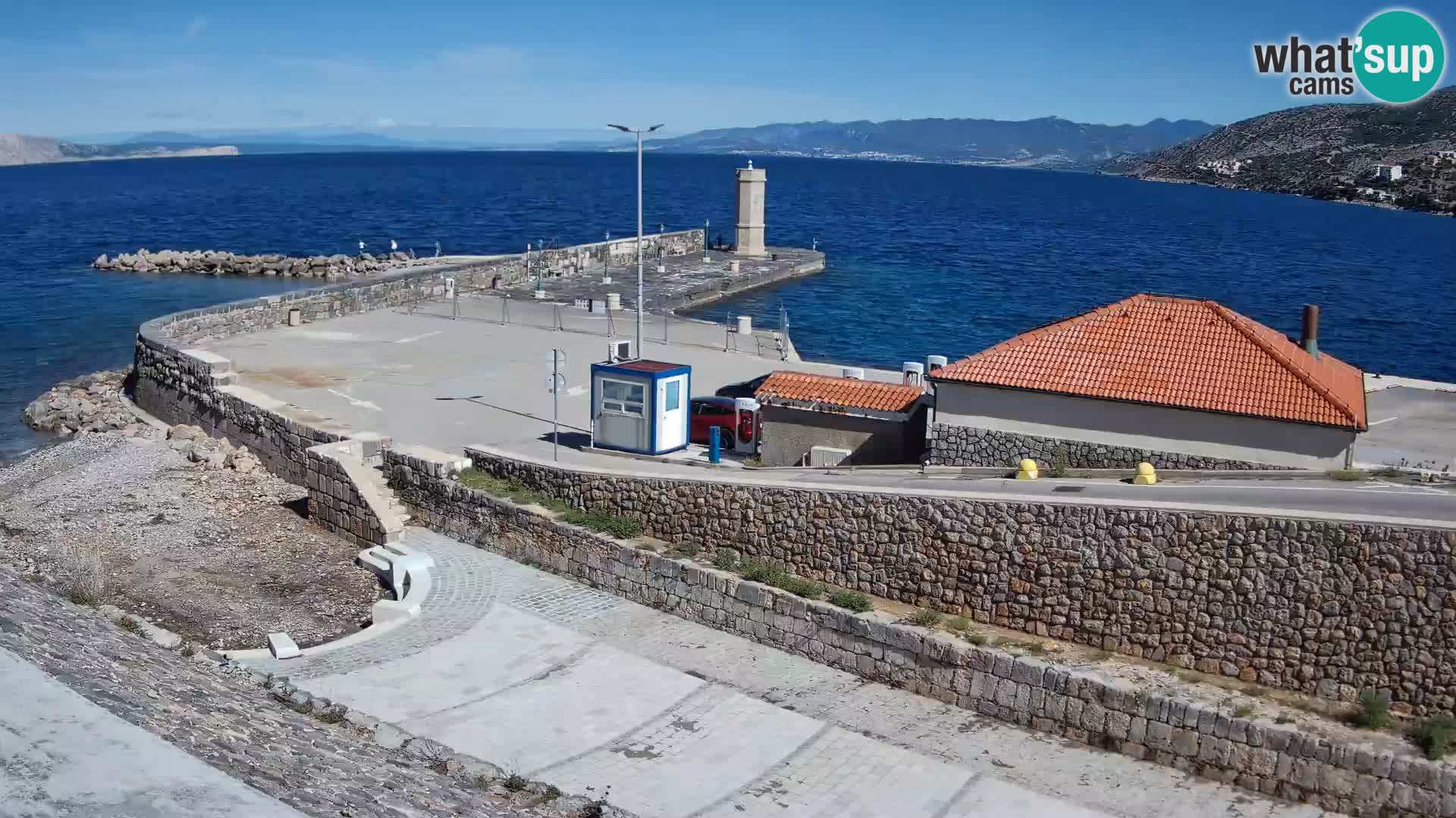 Webcam puerto de Senj – Rompeolas y faro en directo