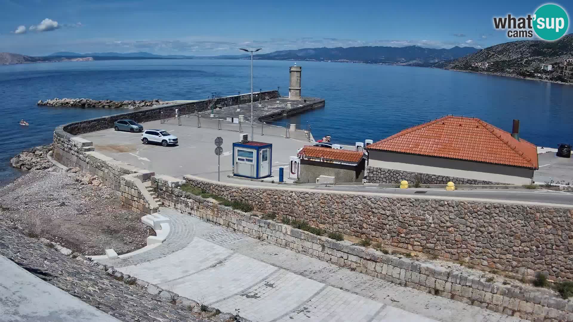 Webcam puerto de Senj – Rompeolas y faro en directo