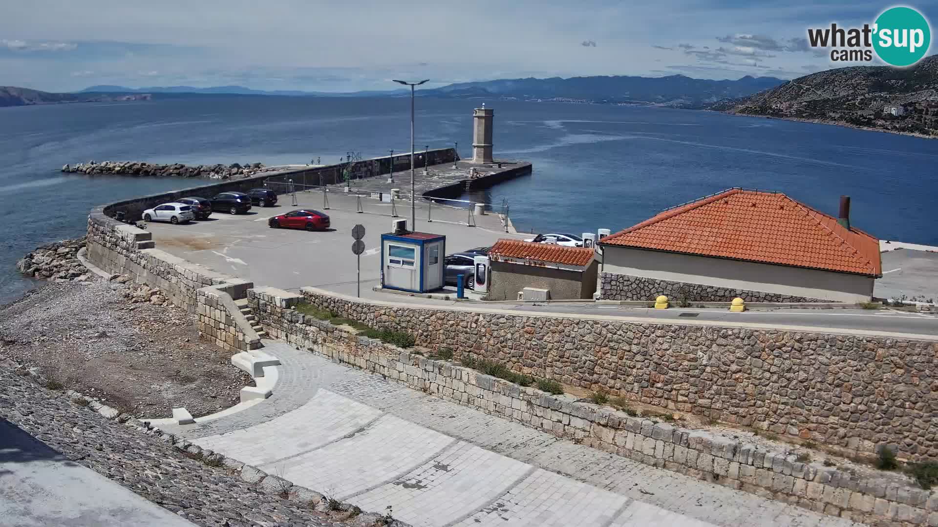 Webcam port de Senj – Vue sur la jetée et le phare