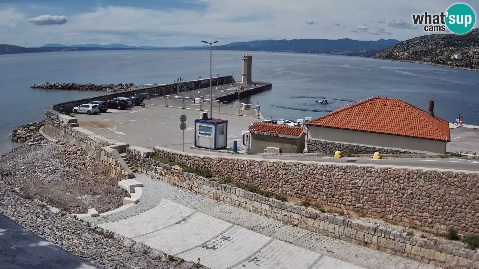 Web kamera Senj luka – Lukobran i svjetionik uživo