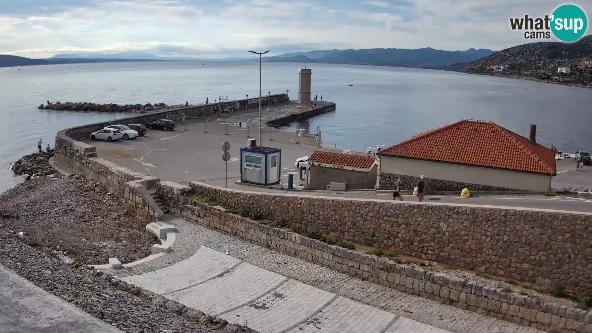 Webcam Porto di Segna – Frangiflutti e Faro in diretta