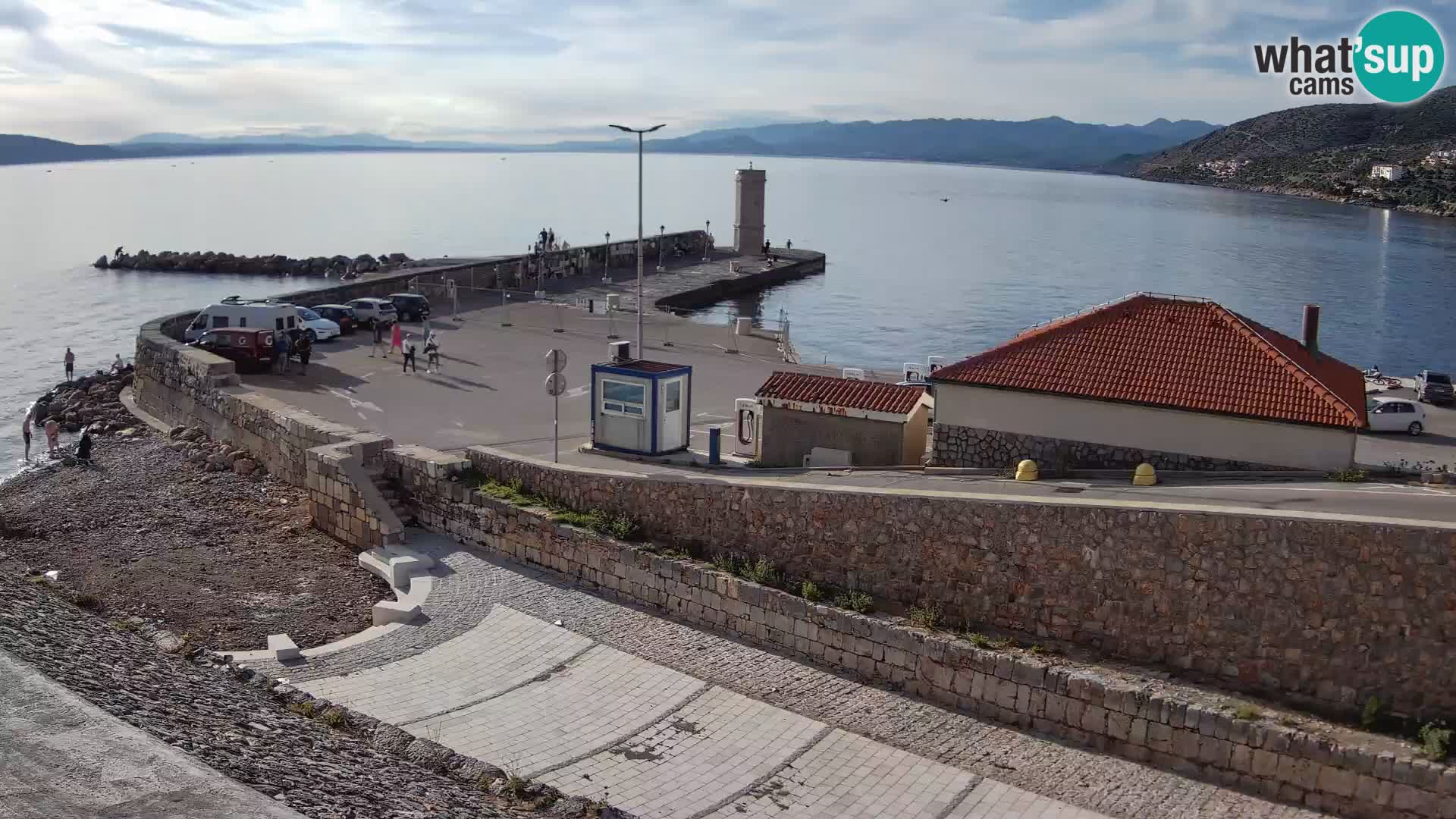 Webcam puerto de Senj – Rompeolas y faro en directo