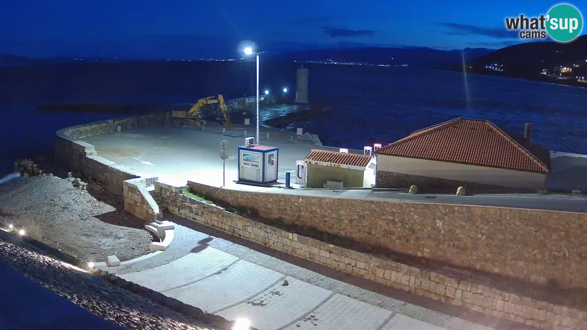 Senj Hafen Webcam – Wellenbrecher & Leuchtturm Liveblick