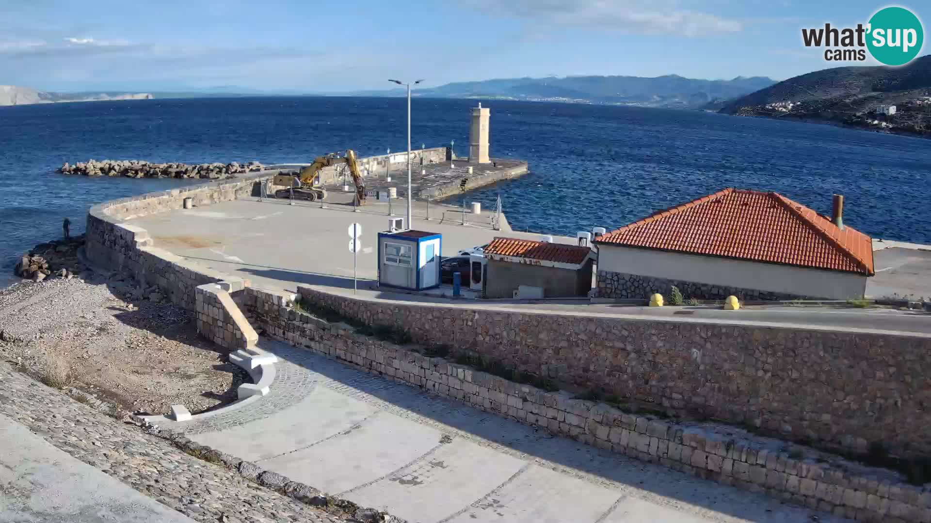 Webcam puerto de Senj – Rompeolas y faro en directo