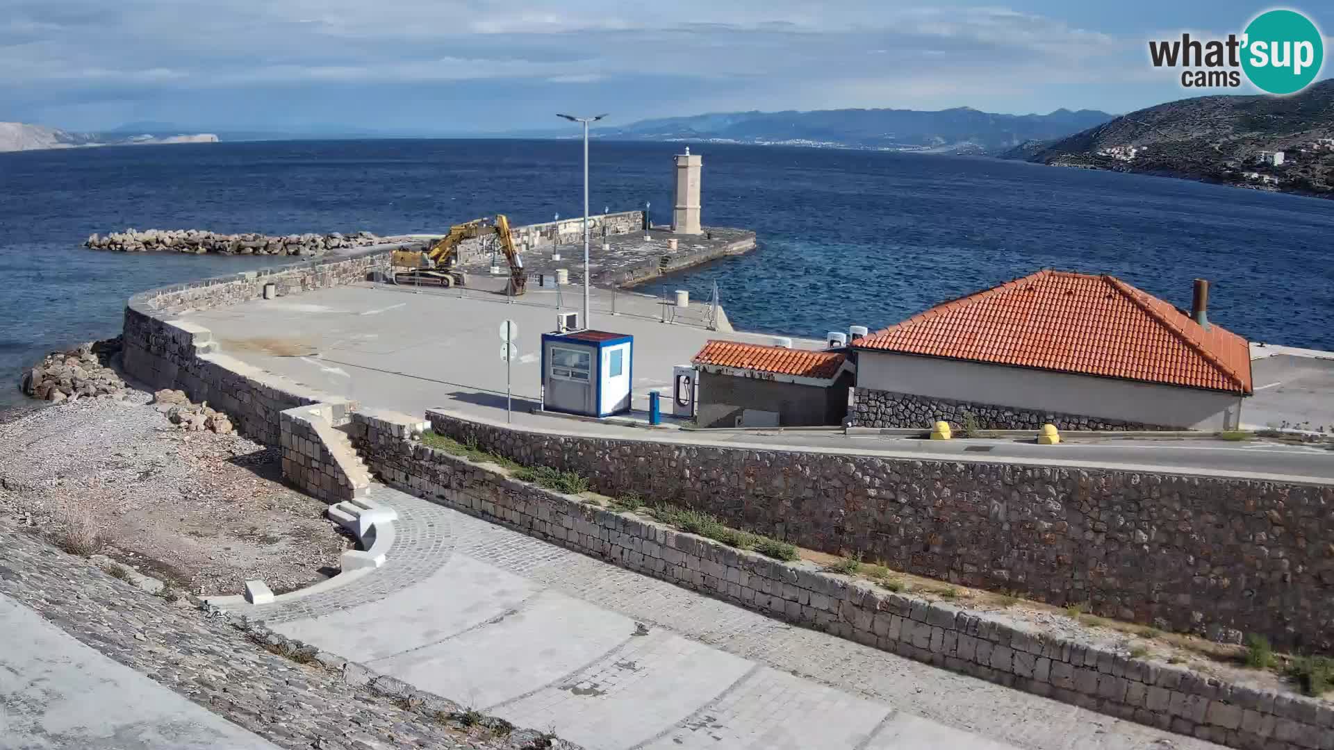 Webcam puerto de Senj – Rompeolas y faro en directo