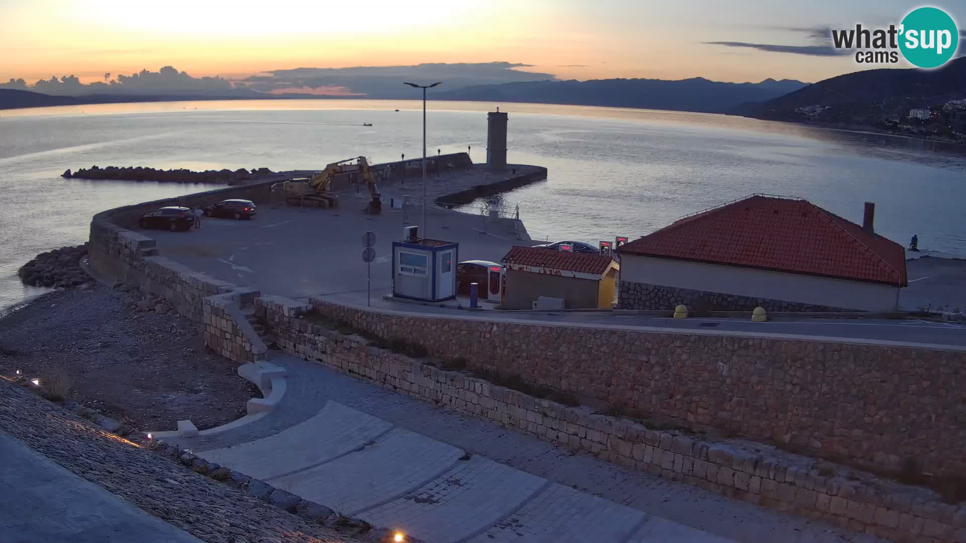 Senj Harbour Webcam – Breakwater & Lighthouse Live View