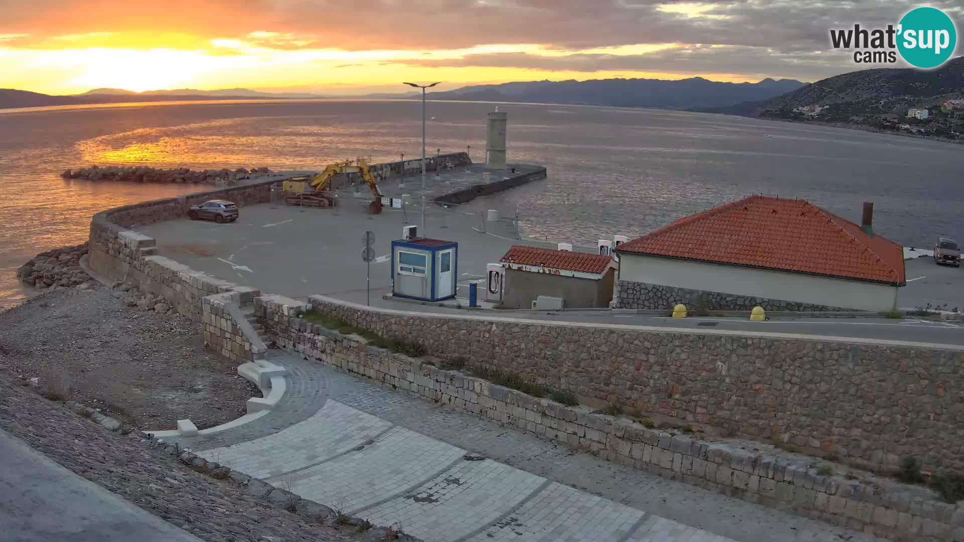 Senj Harbour Webcam – Breakwater & Lighthouse Live View