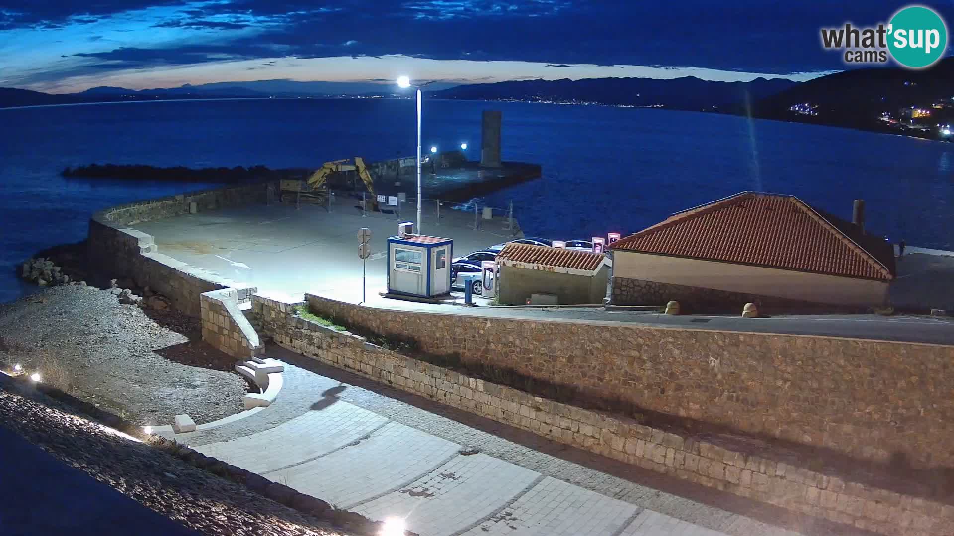 Webcam puerto de Senj – Rompeolas y faro en directo
