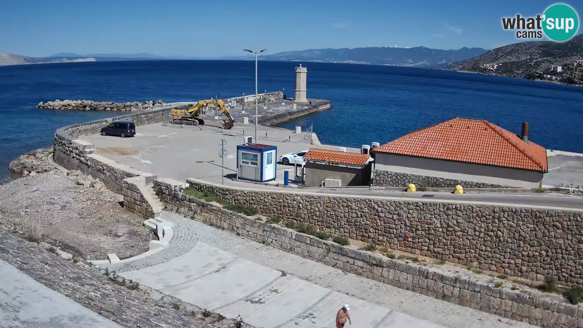 Webcam port de Senj – Vue sur la jetée et le phare