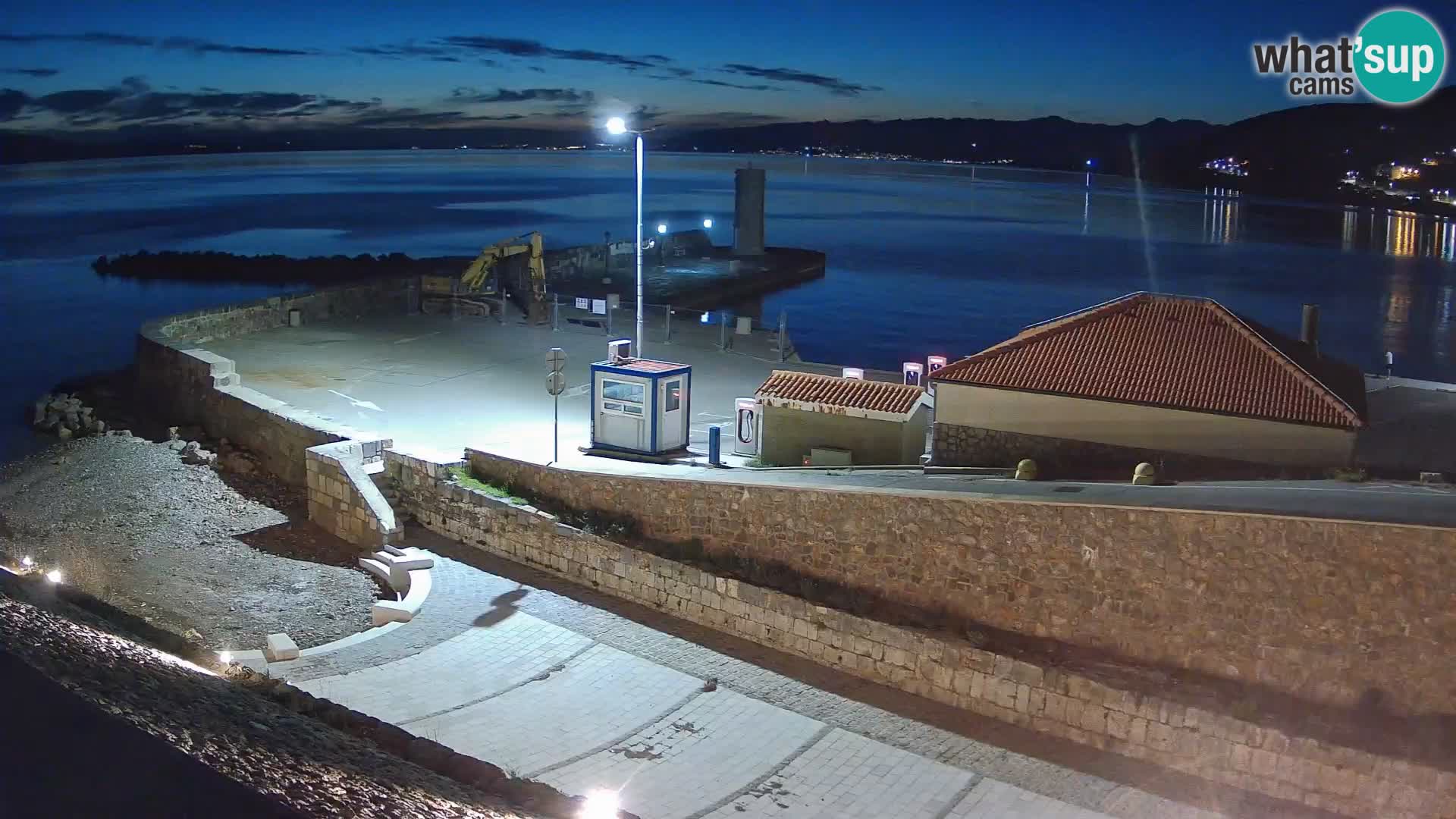 Senj Harbour Webcam – Breakwater & Lighthouse Live View