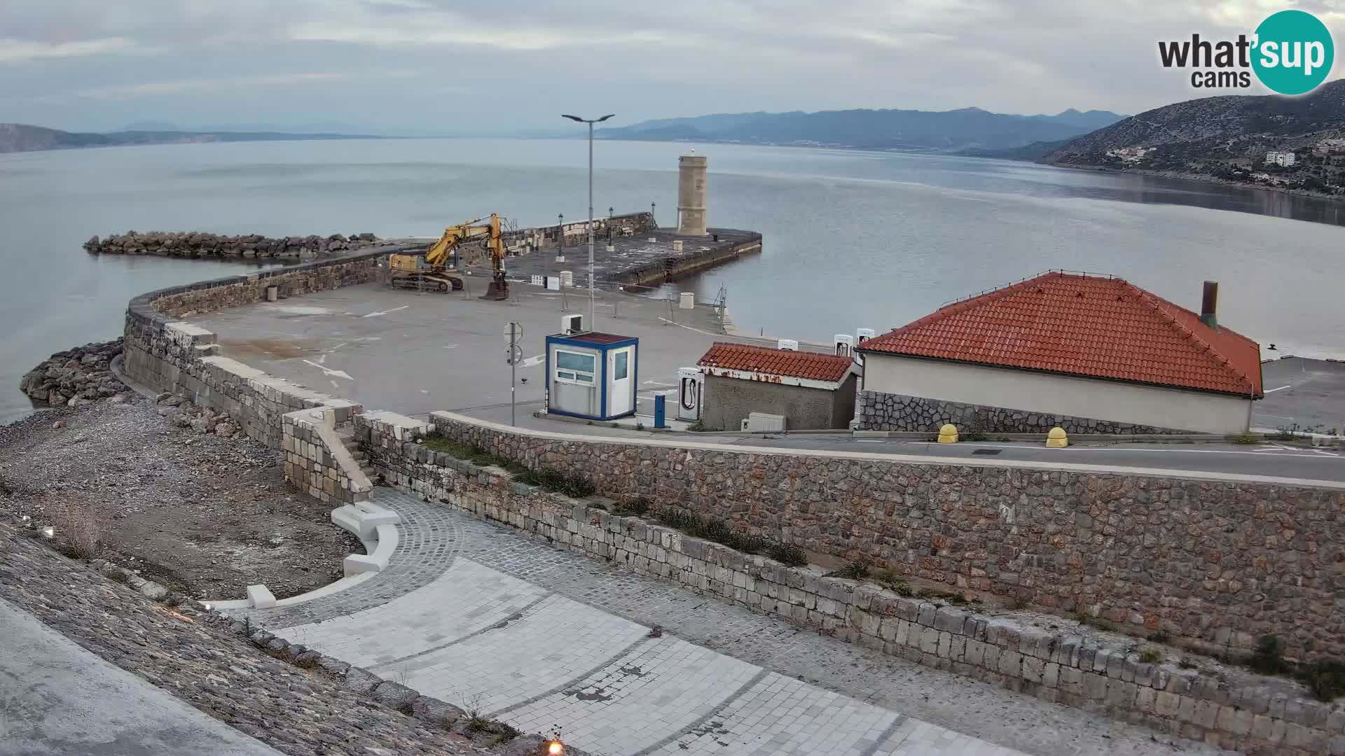 Senj Harbour Webcam – Breakwater & Lighthouse Live View