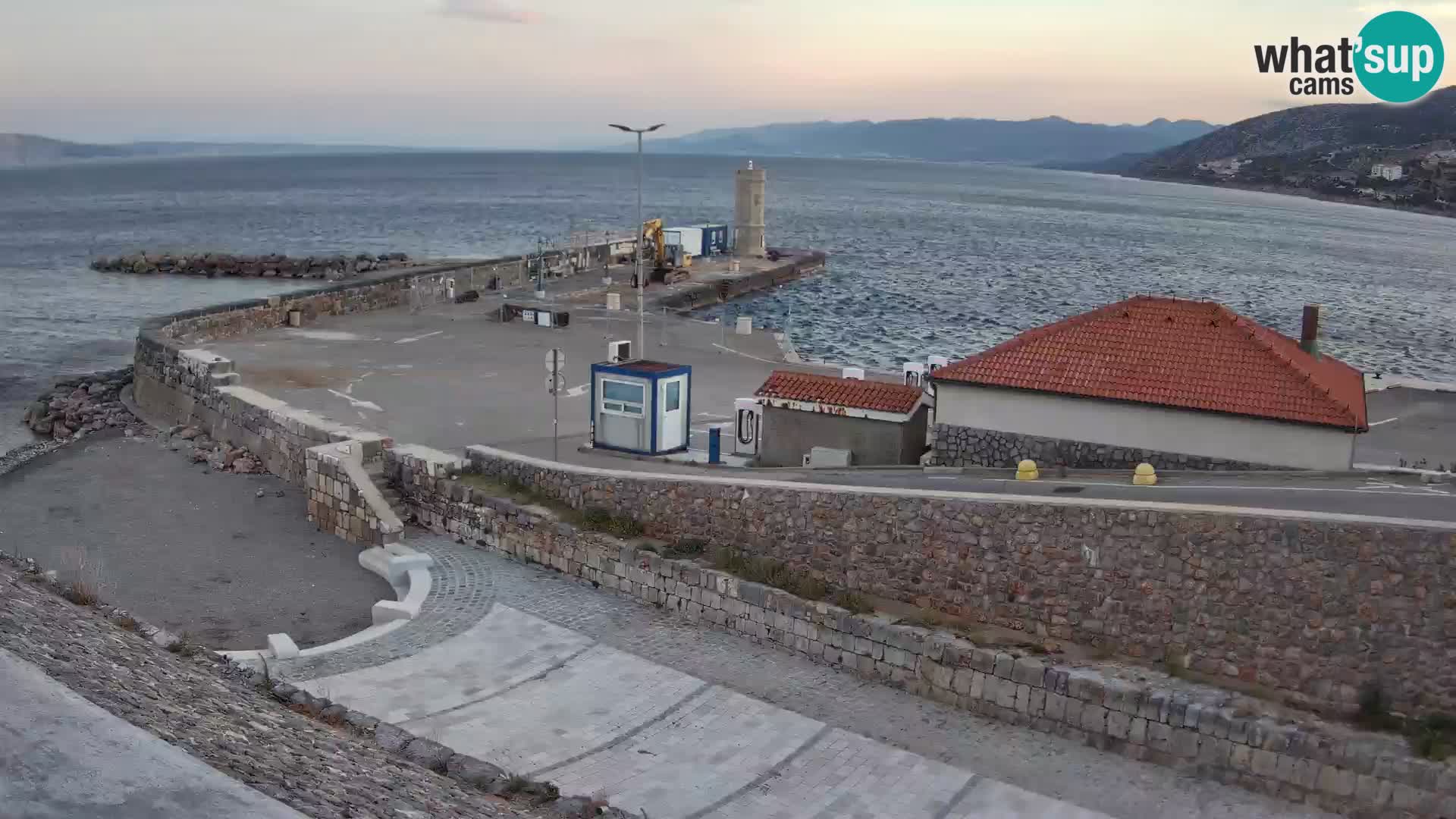 Senj Harbour Webcam – Breakwater & Lighthouse Live View