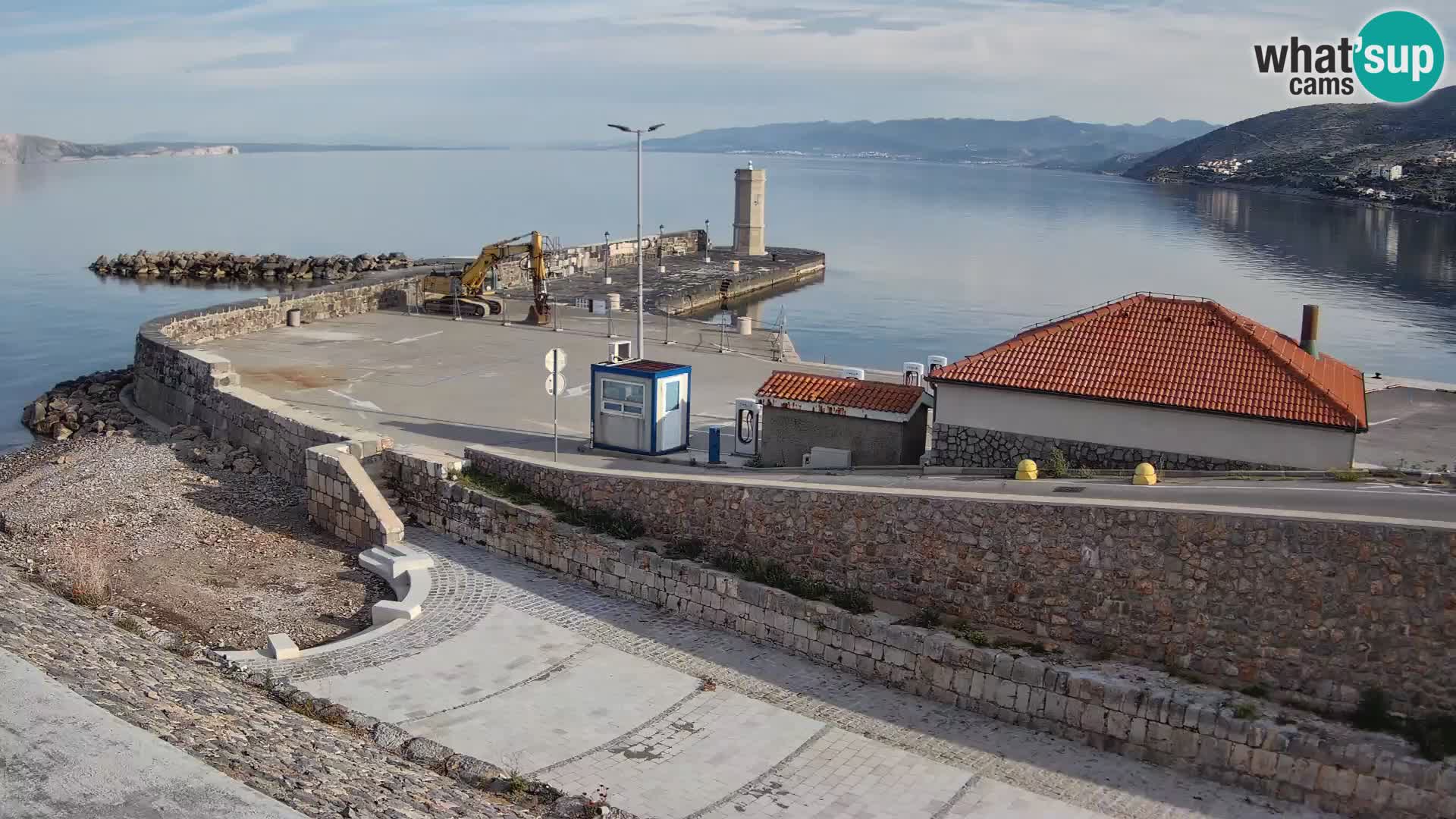 Webcam Porto di Segna – Frangiflutti e Faro in diretta