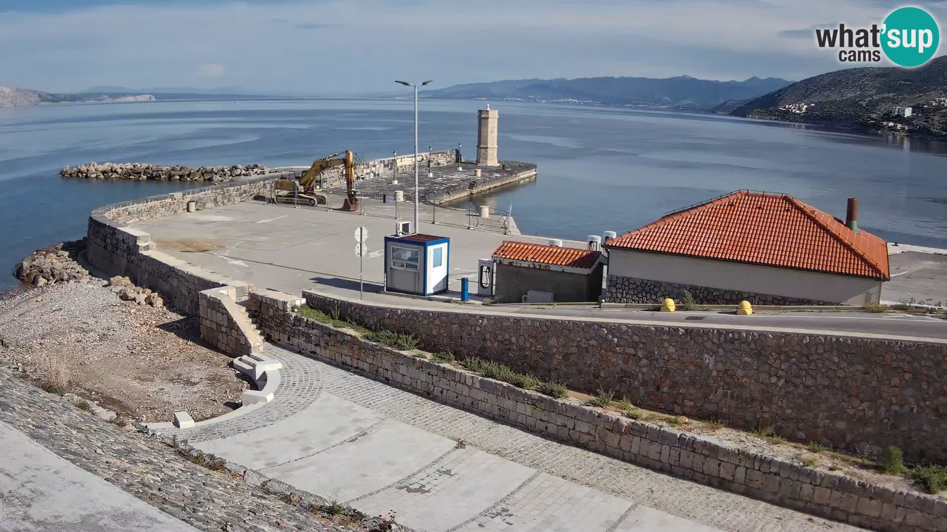 Senj Hafen Webcam – Wellenbrecher & Leuchtturm Liveblick