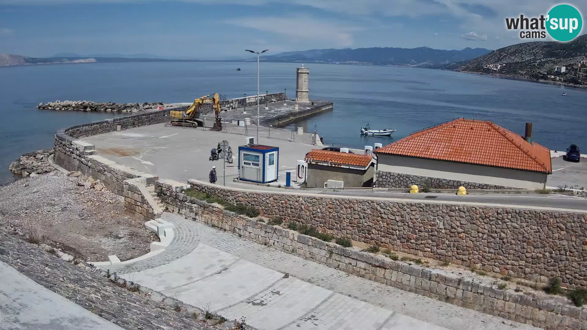 Webcam Porto di Segna – Frangiflutti e Faro in diretta